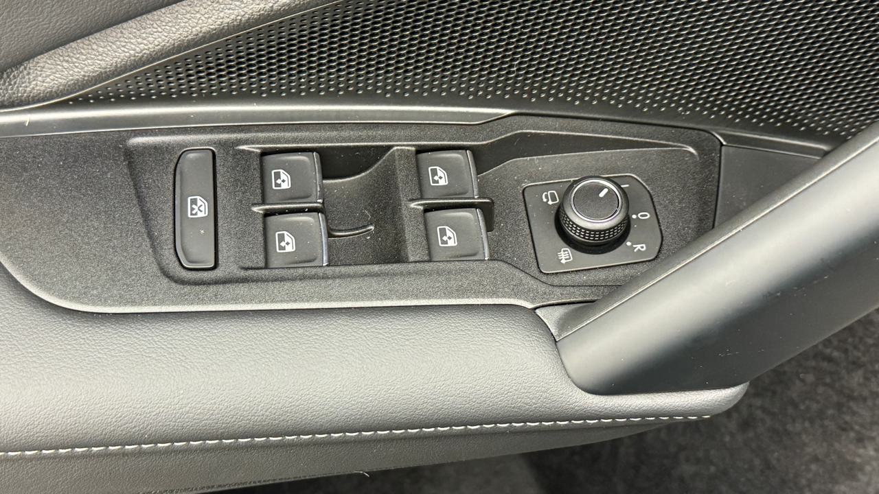 VW Tiguan 1.5 TSI evo2 eHybrid R-Line DSG-image-8