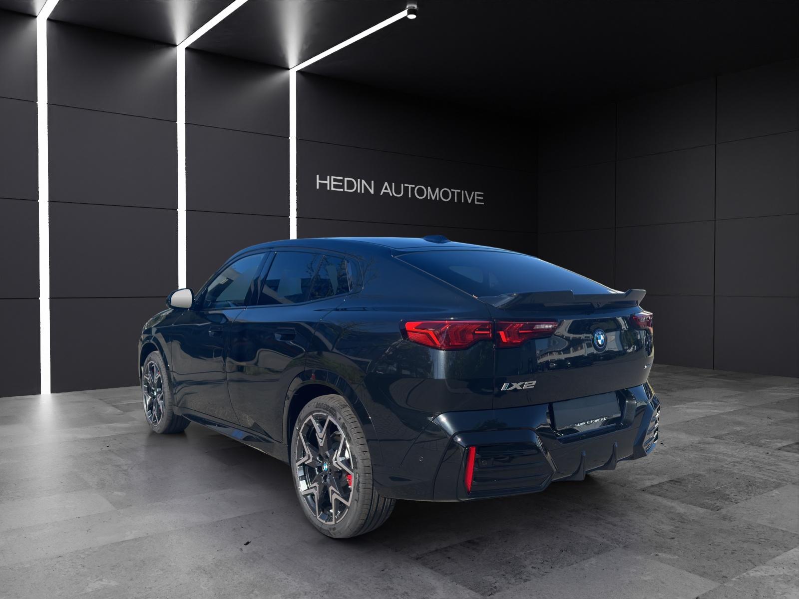 BMW iX2 30 xDrive-image-17