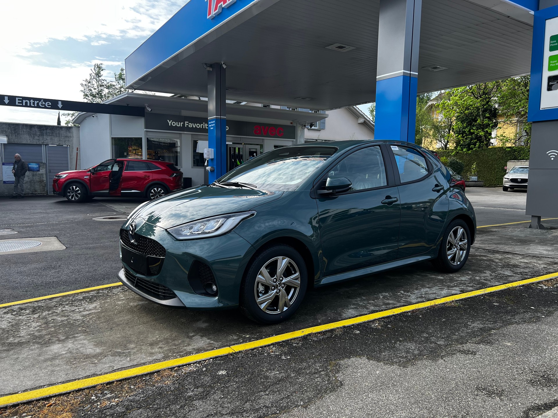 MAZDA 2 Hybrid Exclusive-Line-image-1