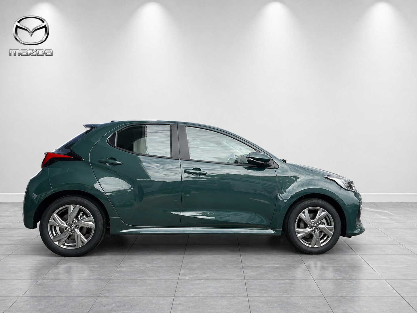MAZDA 2 Hybrid Exclusive-Line