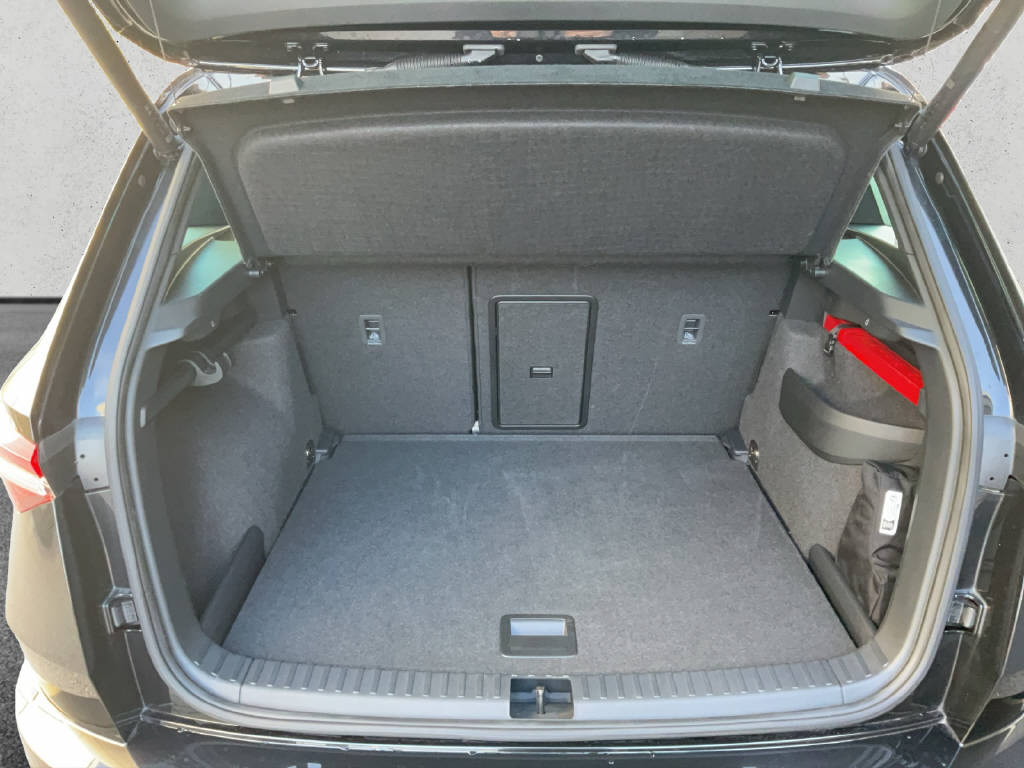 SKODA Karoq 2.0 TSI SportLine 4x4 DSG-image-13