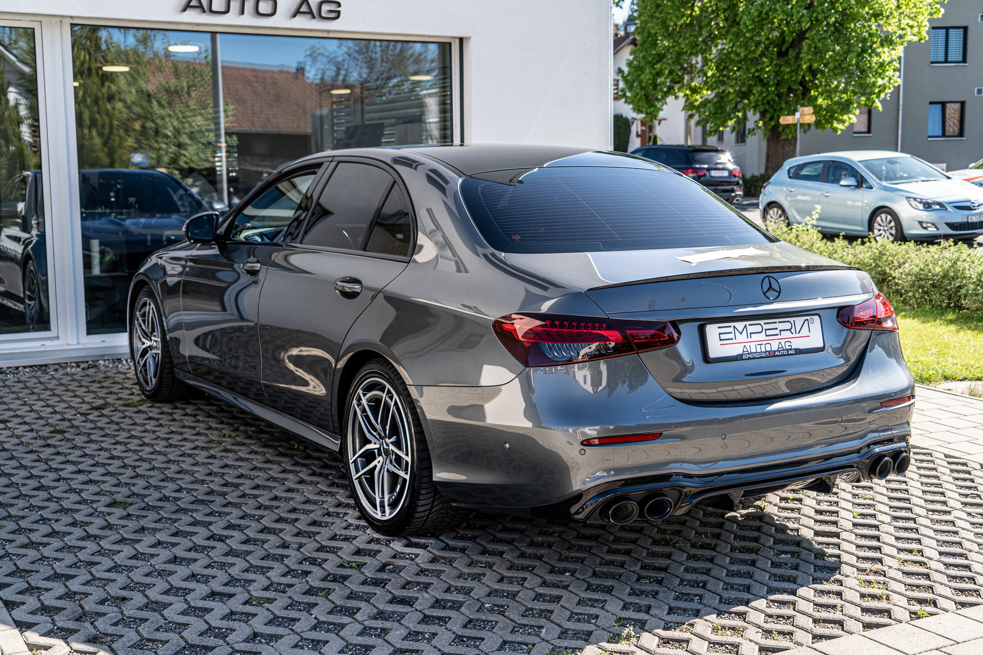 MERCEDES-BENZ AMG E 53 4Matic+ Speedshift 9G-TCT-image-11