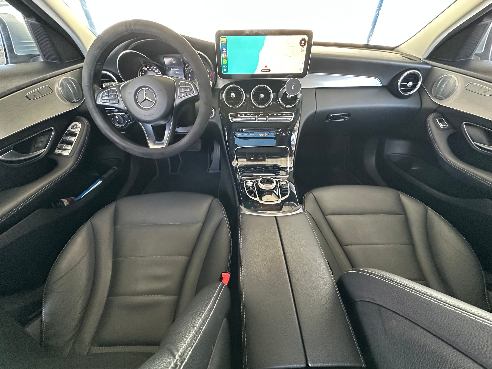 MERCEDES-BENZ C 220 d Exclusive 4Matic 9G-Tronic-image-15