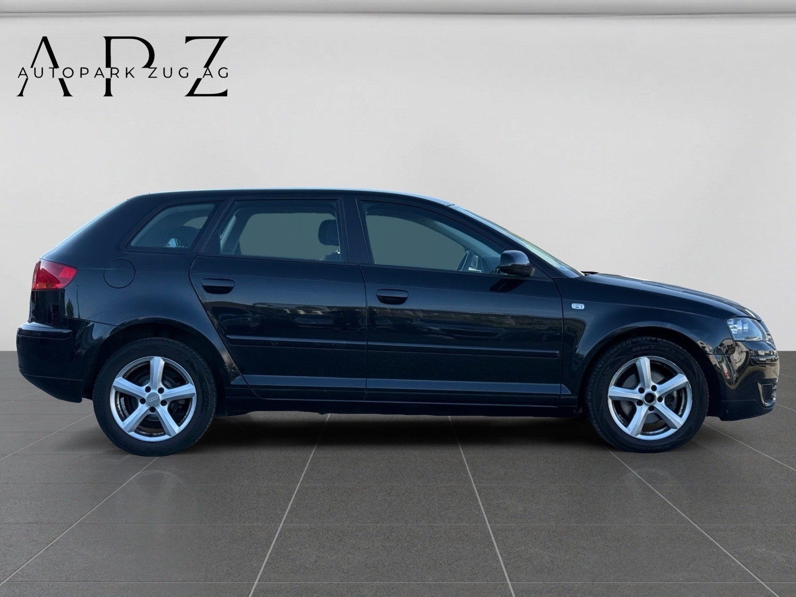 AUDI A3 Sportback 2.0 FSI Attraction-image-3