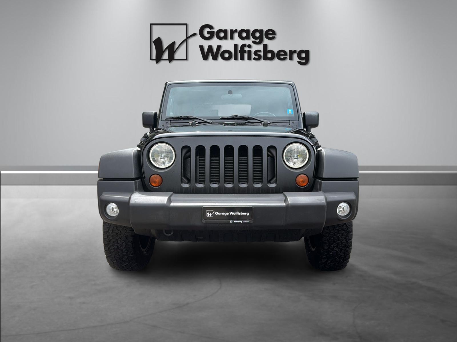 JEEP Wrangler 2.8 CRD Sport-image-1
