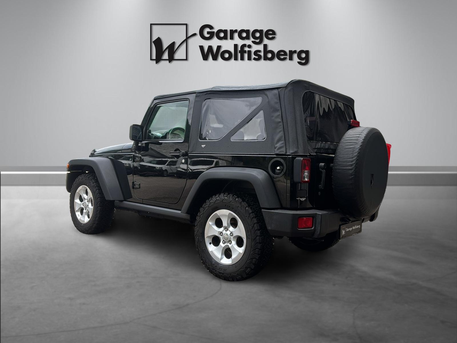 JEEP Wrangler 2.8 CRD Sport-image-3