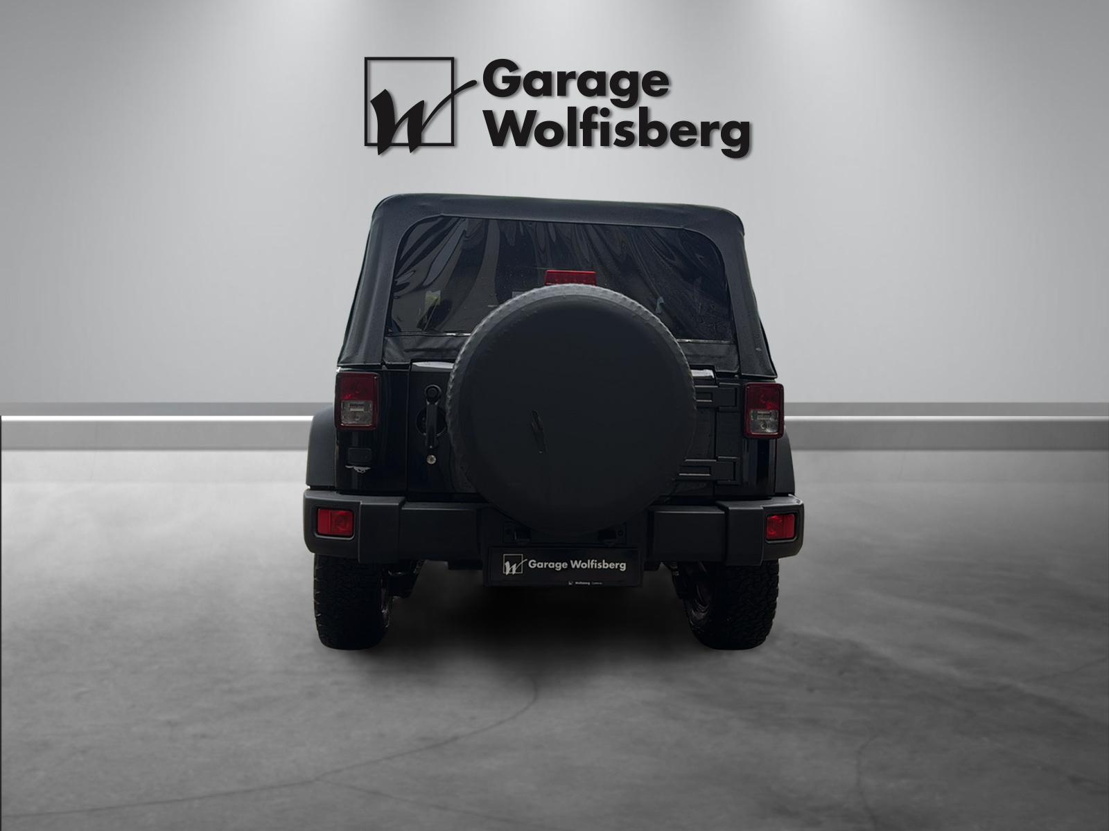JEEP Wrangler 2.8 CRD Sport-image-4