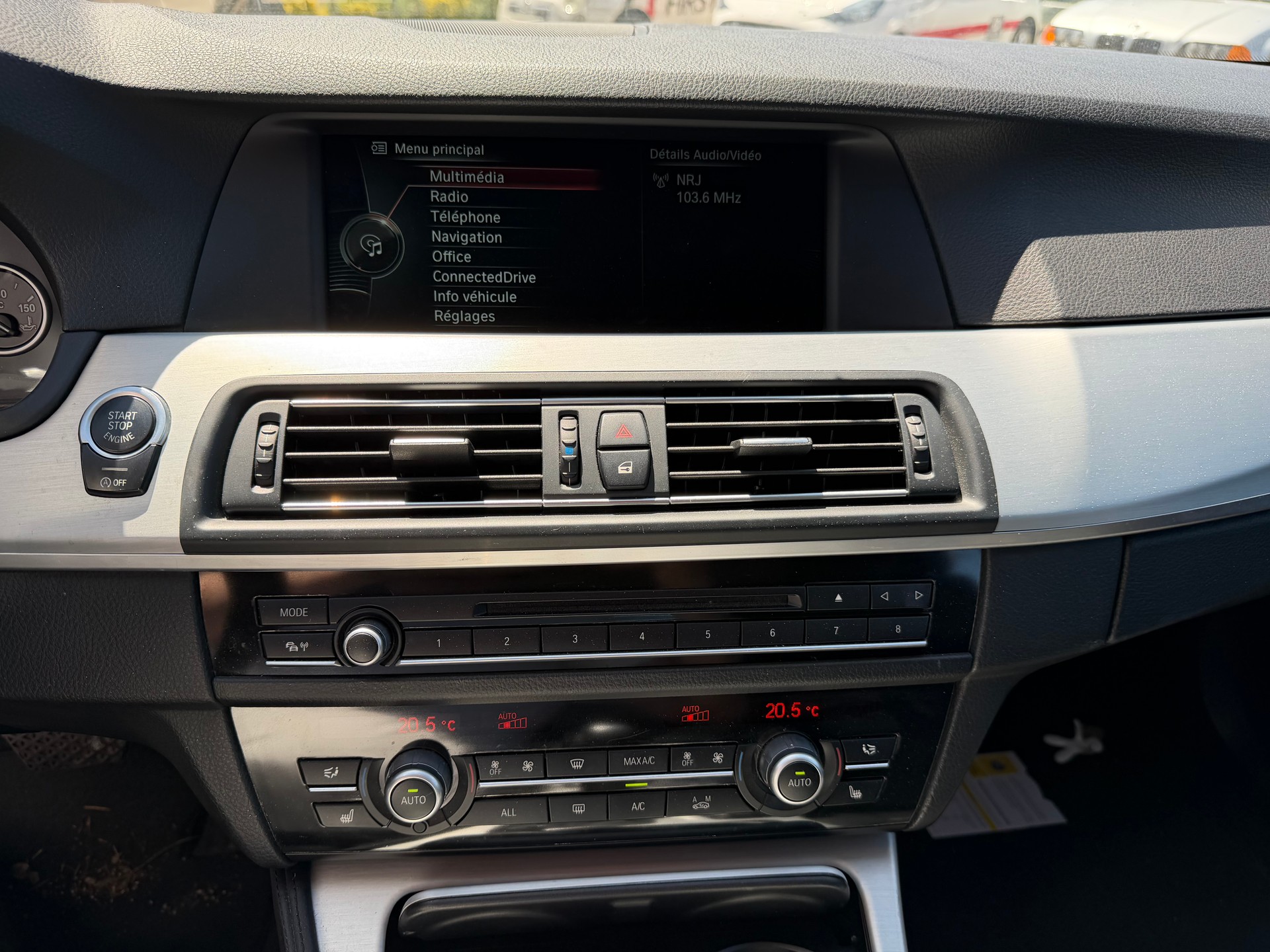 BMW 525d xDrive Touring Steptronic-image-9