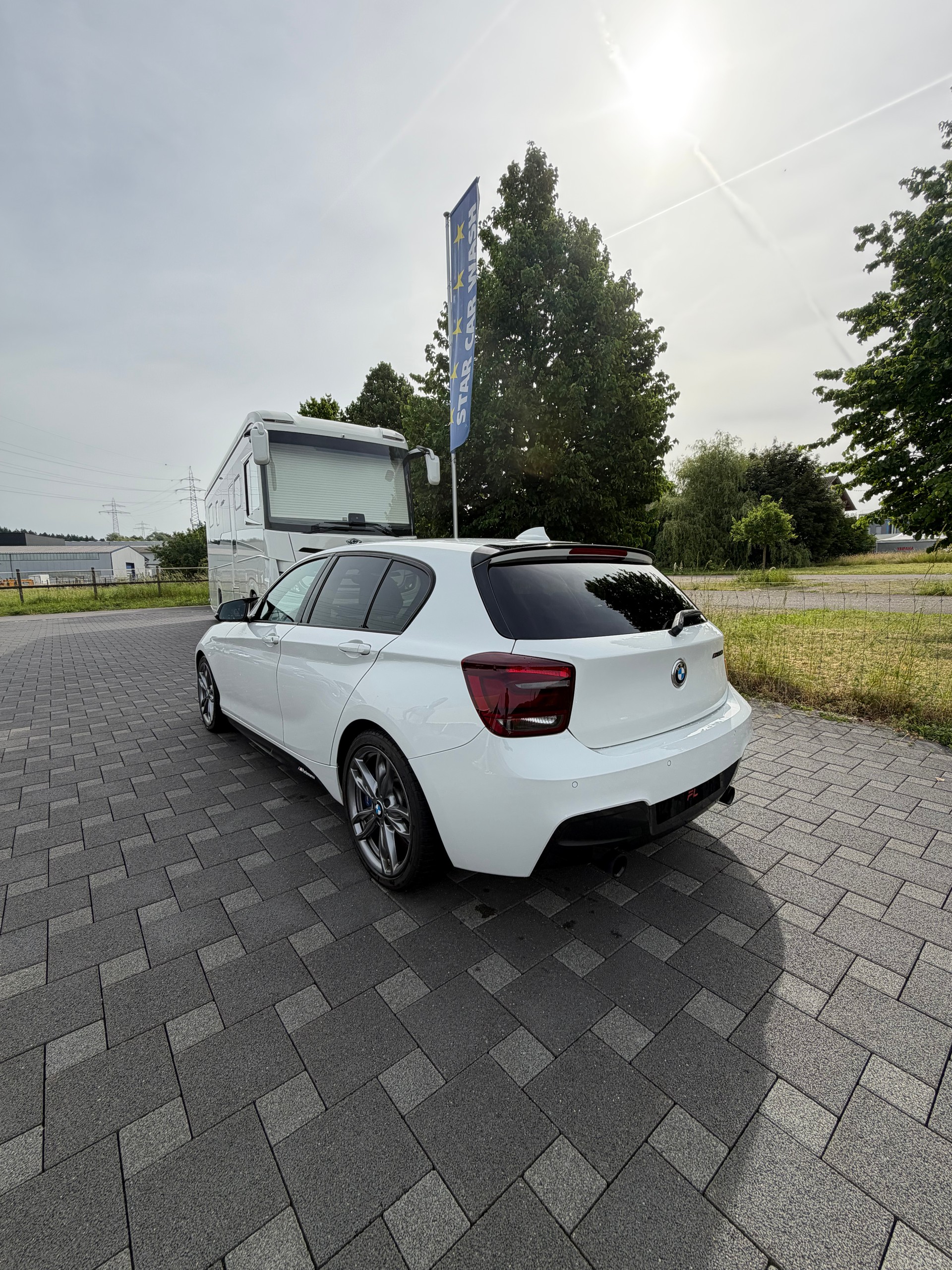 BMW M135i xDrive Steptronic-image-2