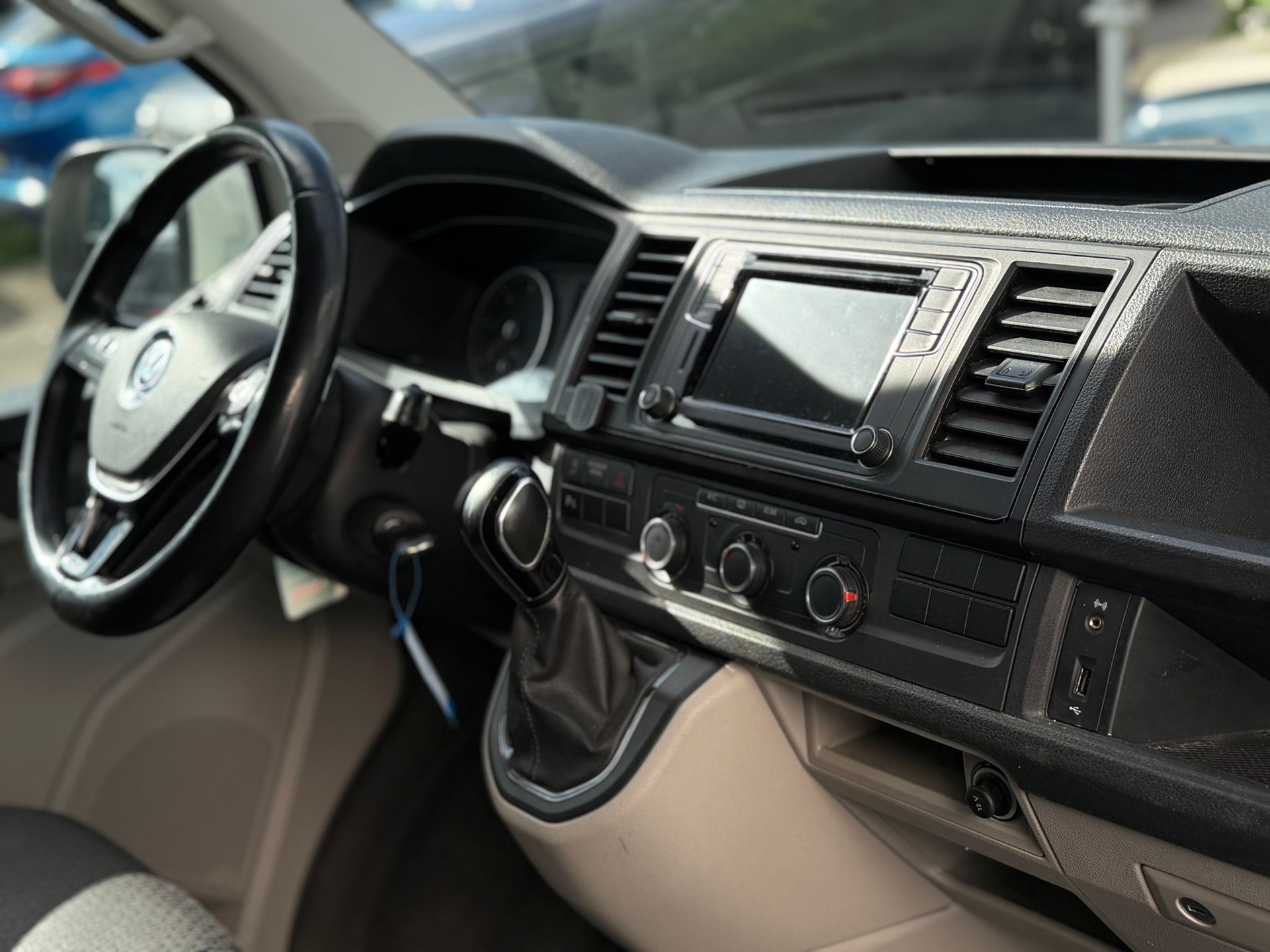 VW T6 2.0 TDI DSG-image-8