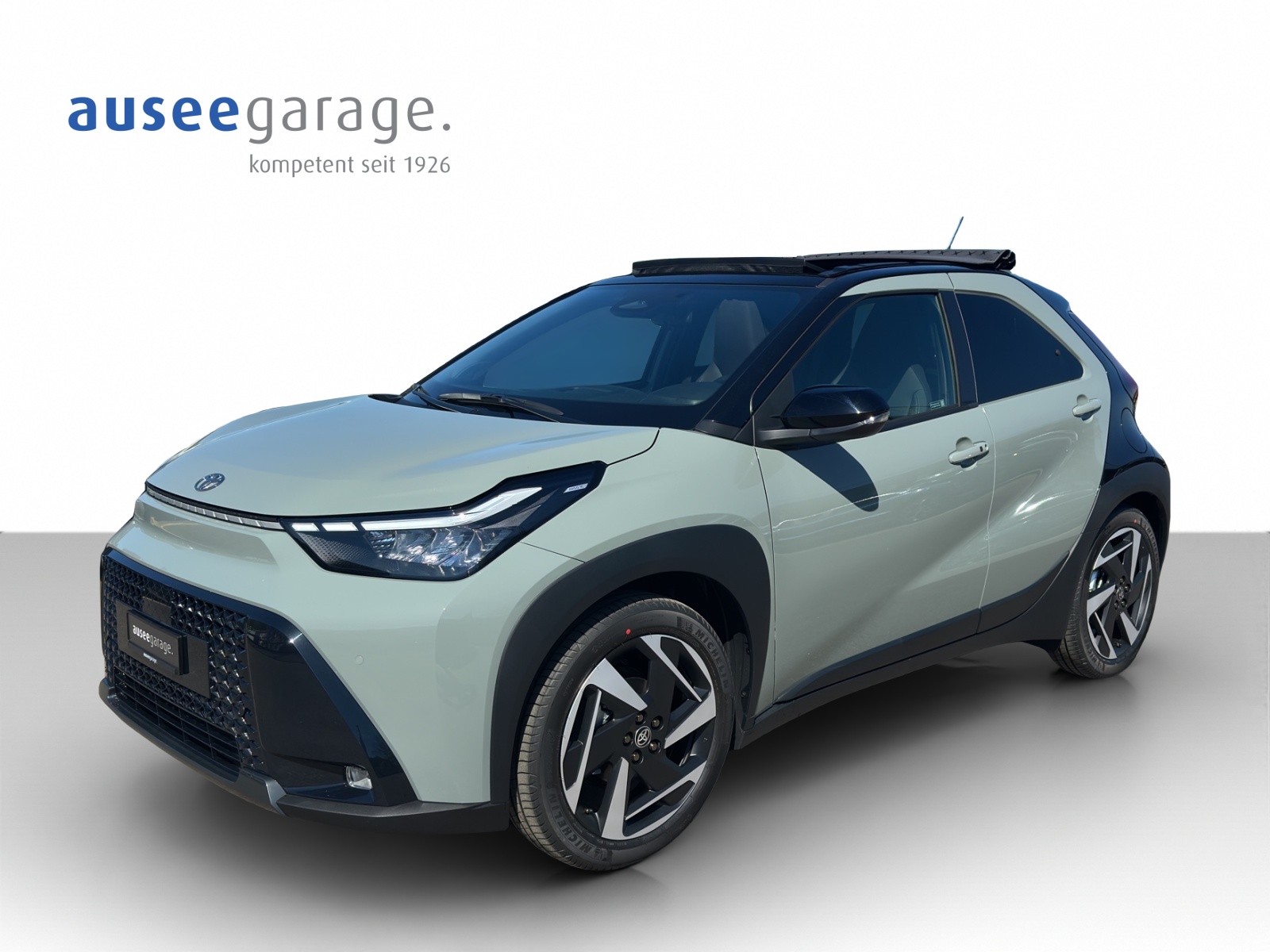 TOYOTA Aygo X 1.5 VVT-i HSD Style-image-0