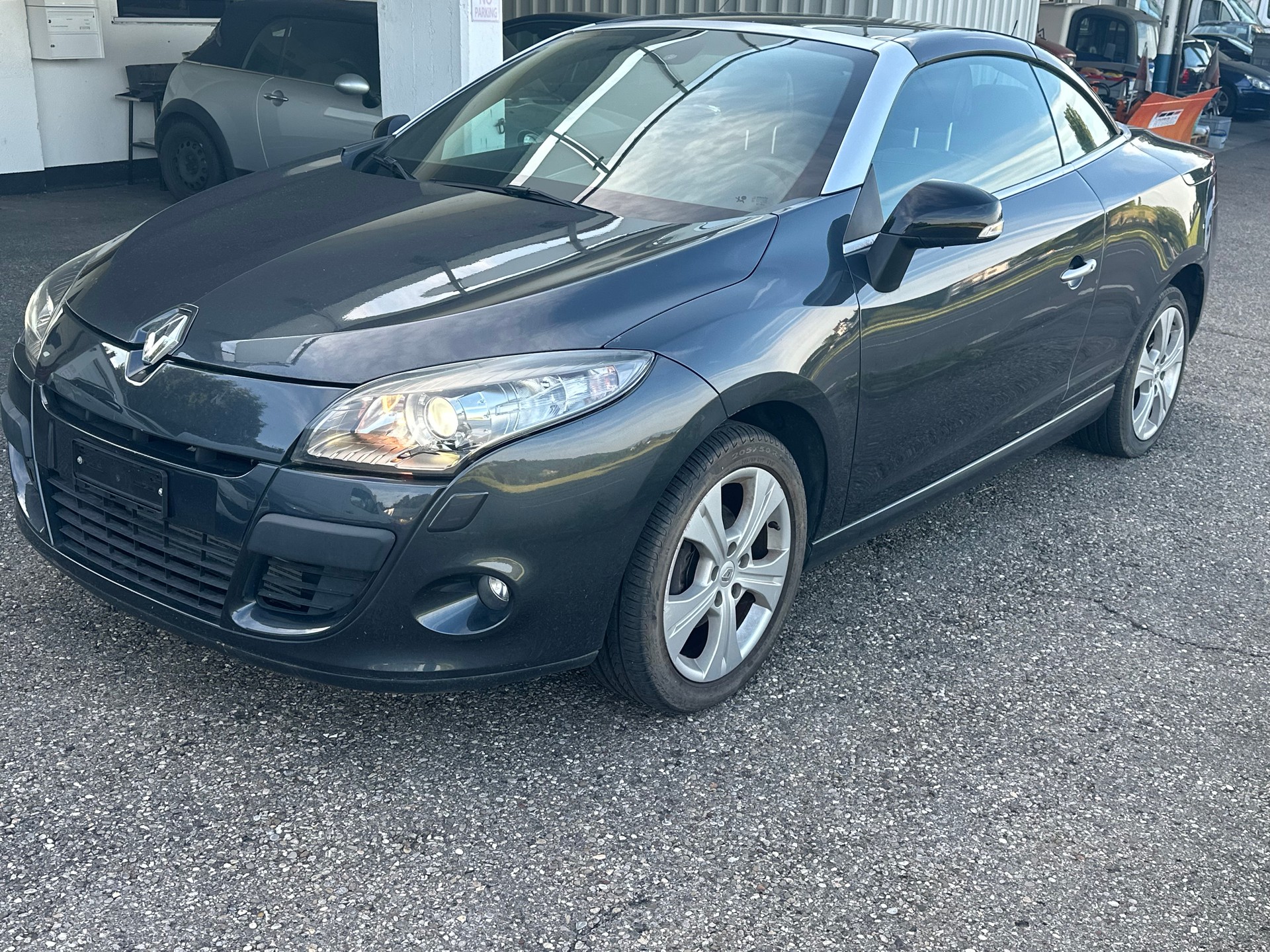 RENAULT Mégane CC 1.4 16V Turbo Dynamique-image-1