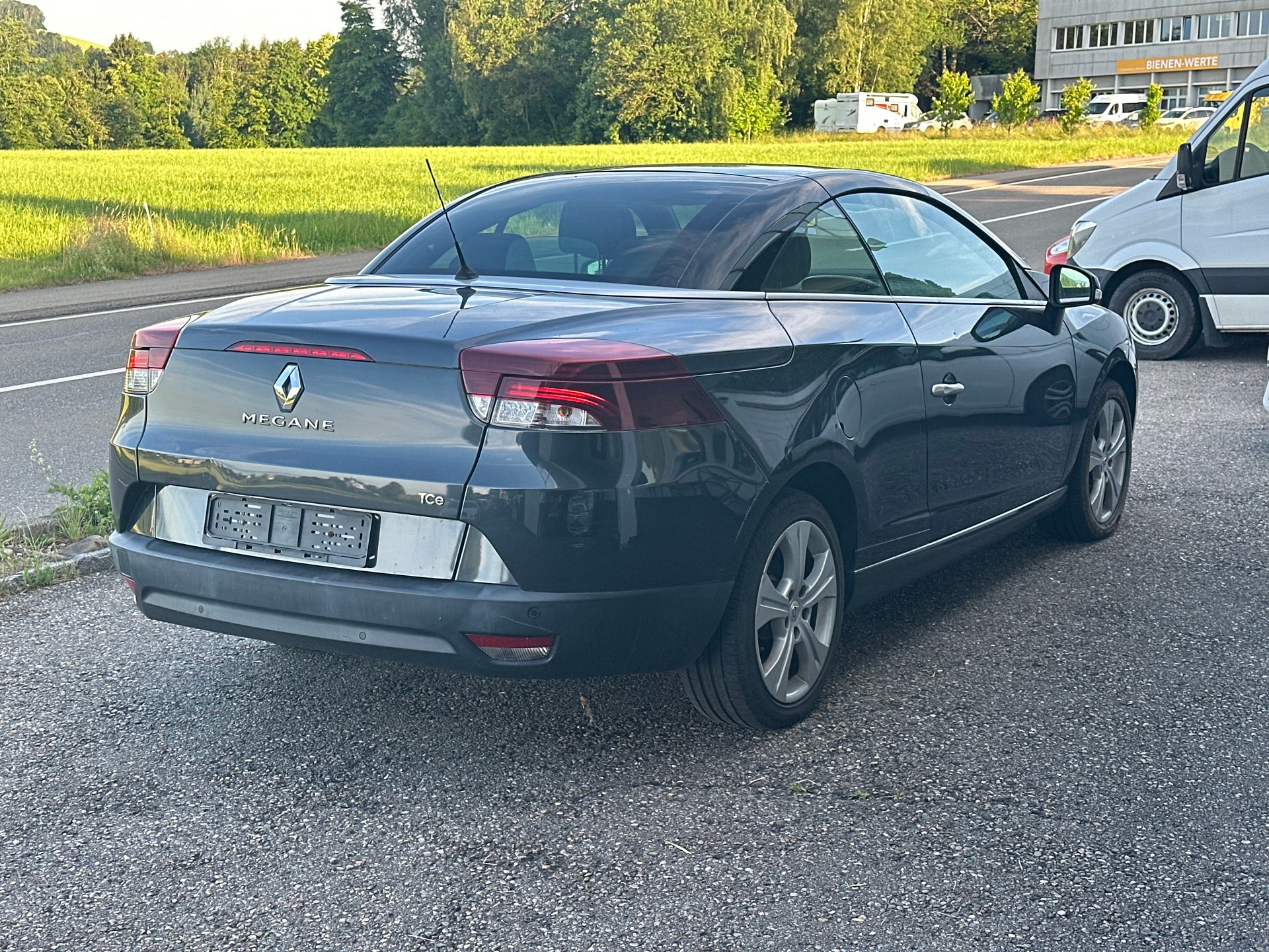 RENAULT Mégane CC 1.4 16V Turbo Dynamique-image-4