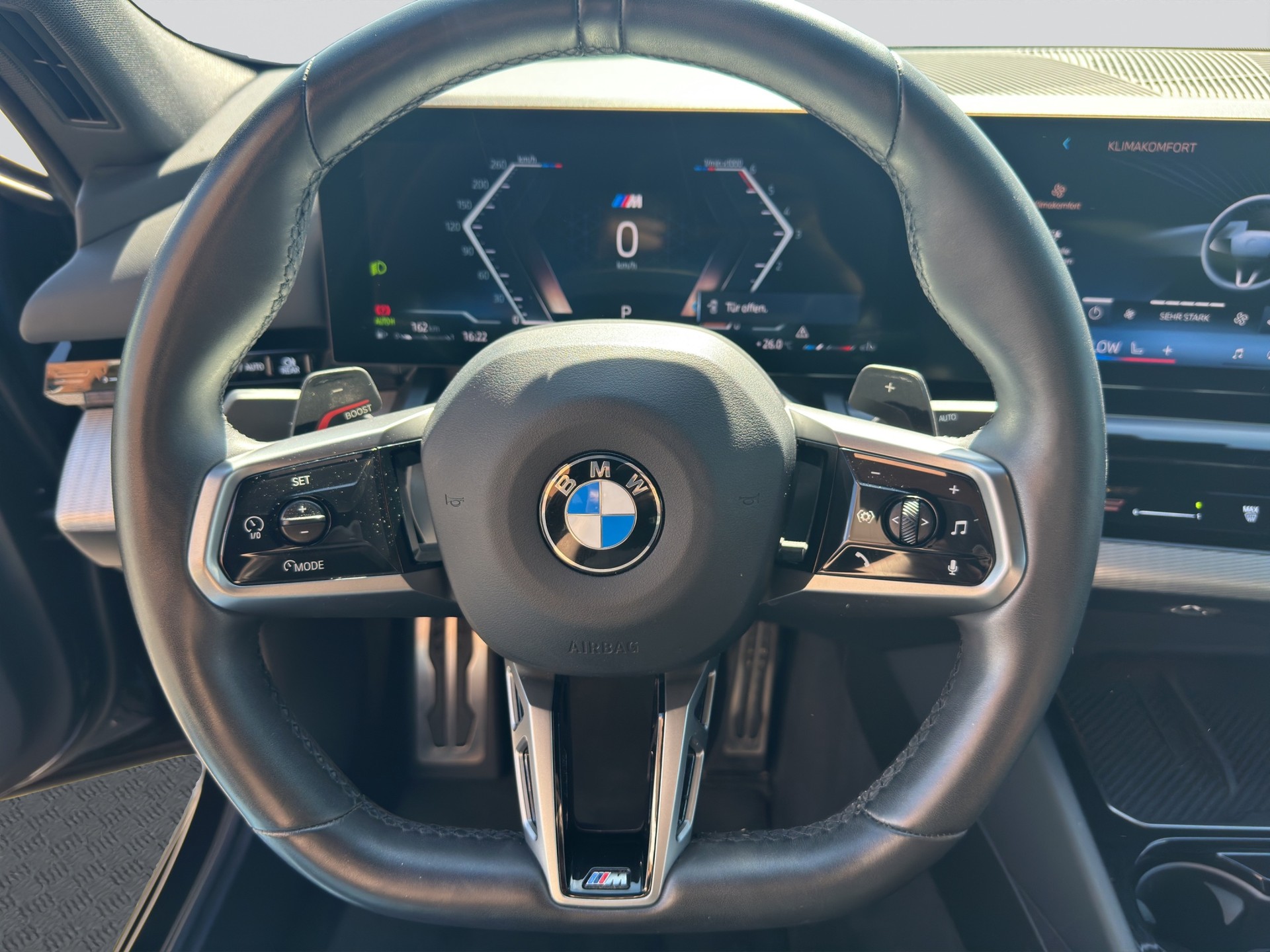 BMW 520d xDrive M Sport Steptronic-image-10