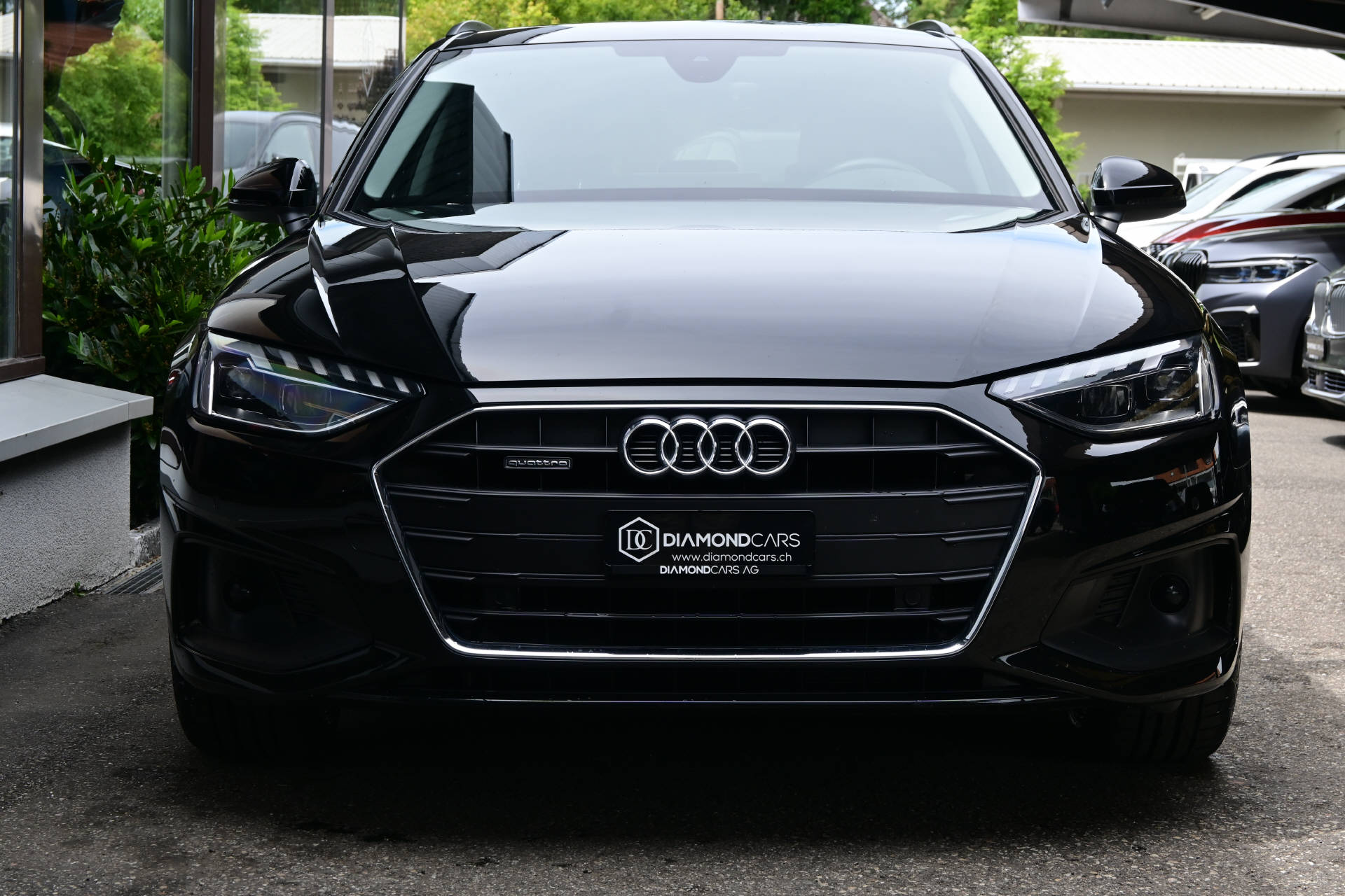AUDI A4 Avant 2.0 40 TDI Advanced Attraction quattro S-Tronic-image-1