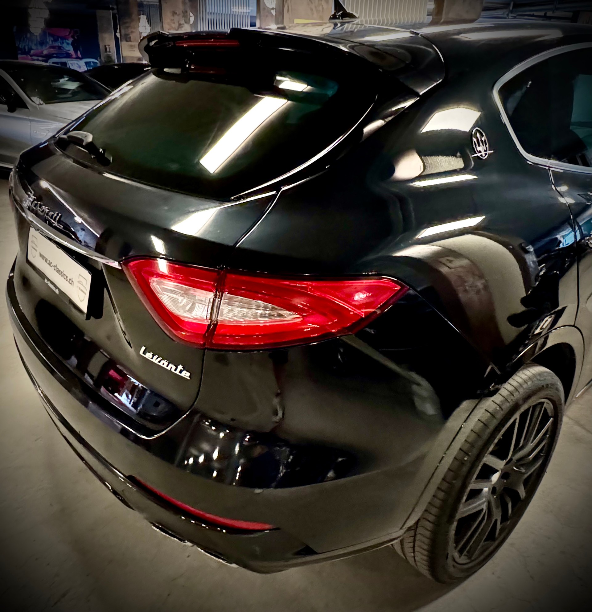 MASERATI Levante D 3.0 V6 Automatica-image-12