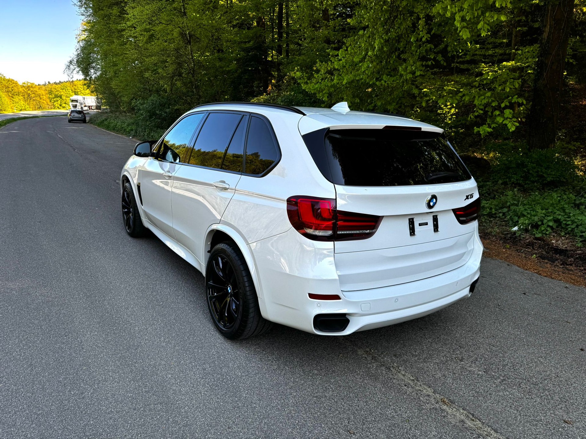 BMW 40d xDrive SAG-image-4