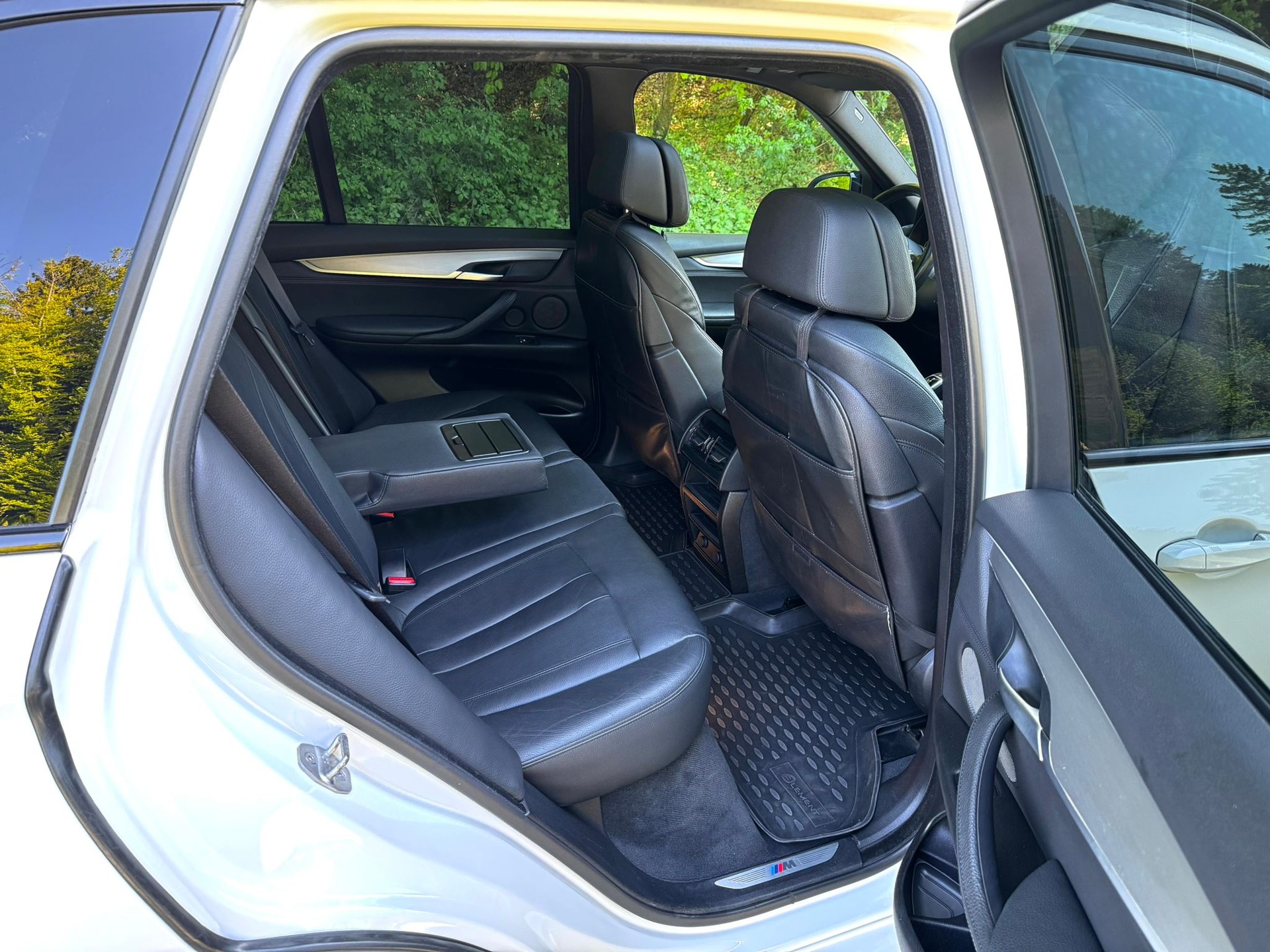 BMW 40d xDrive SAG-image-13