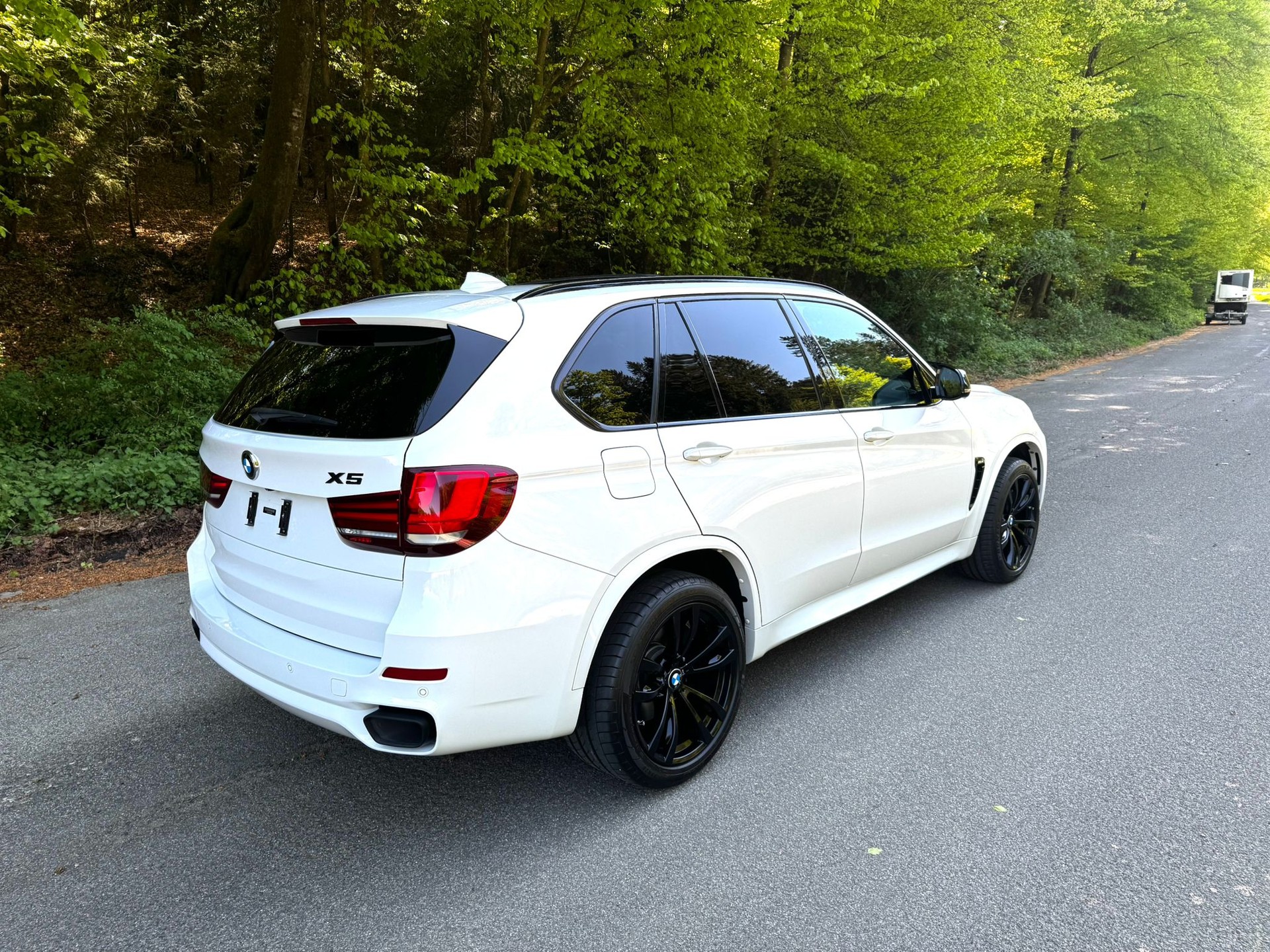 BMW 40d xDrive SAG-image-2