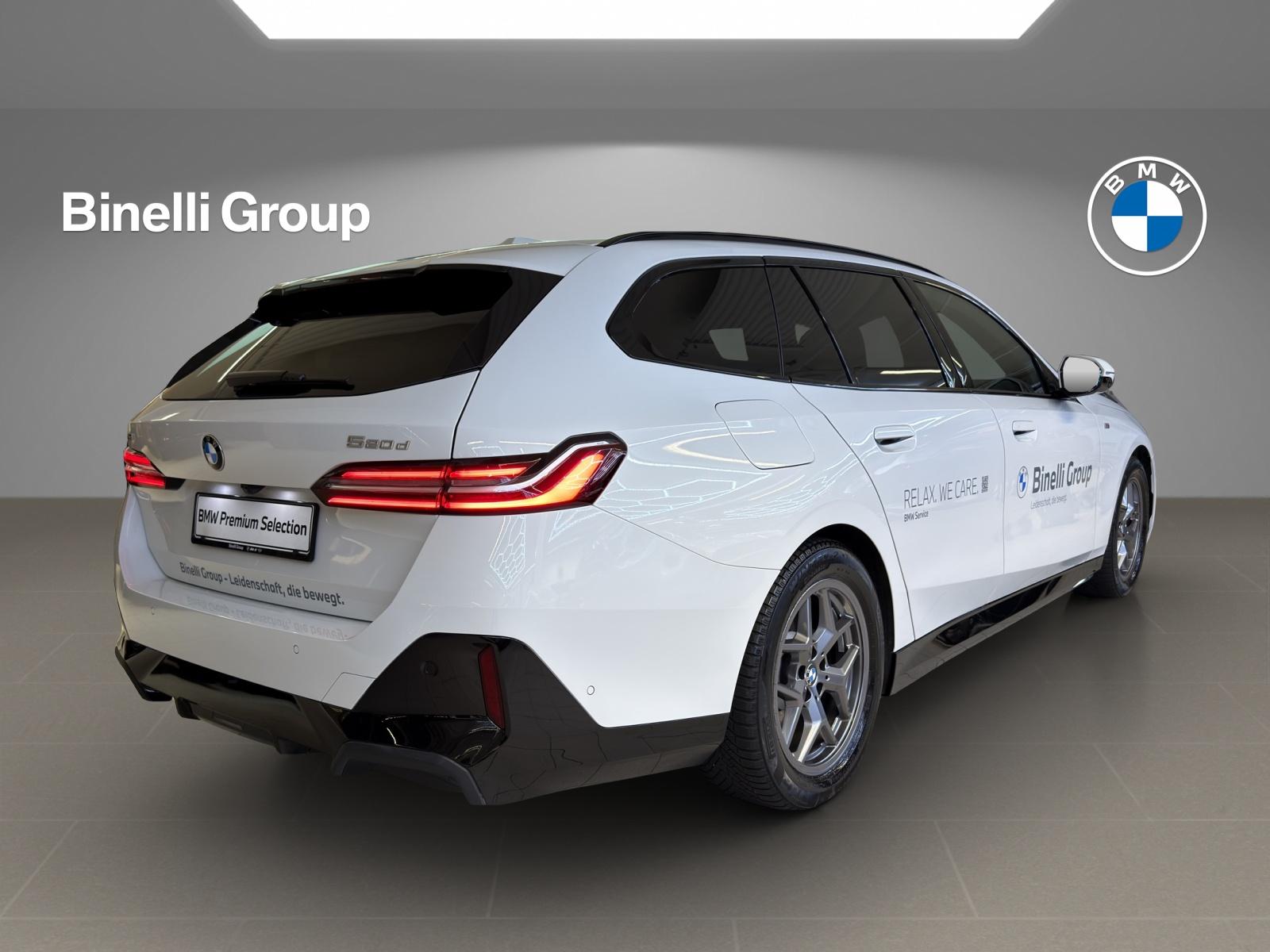BMW 520d xDrive Touring M-SportPaket-image-4