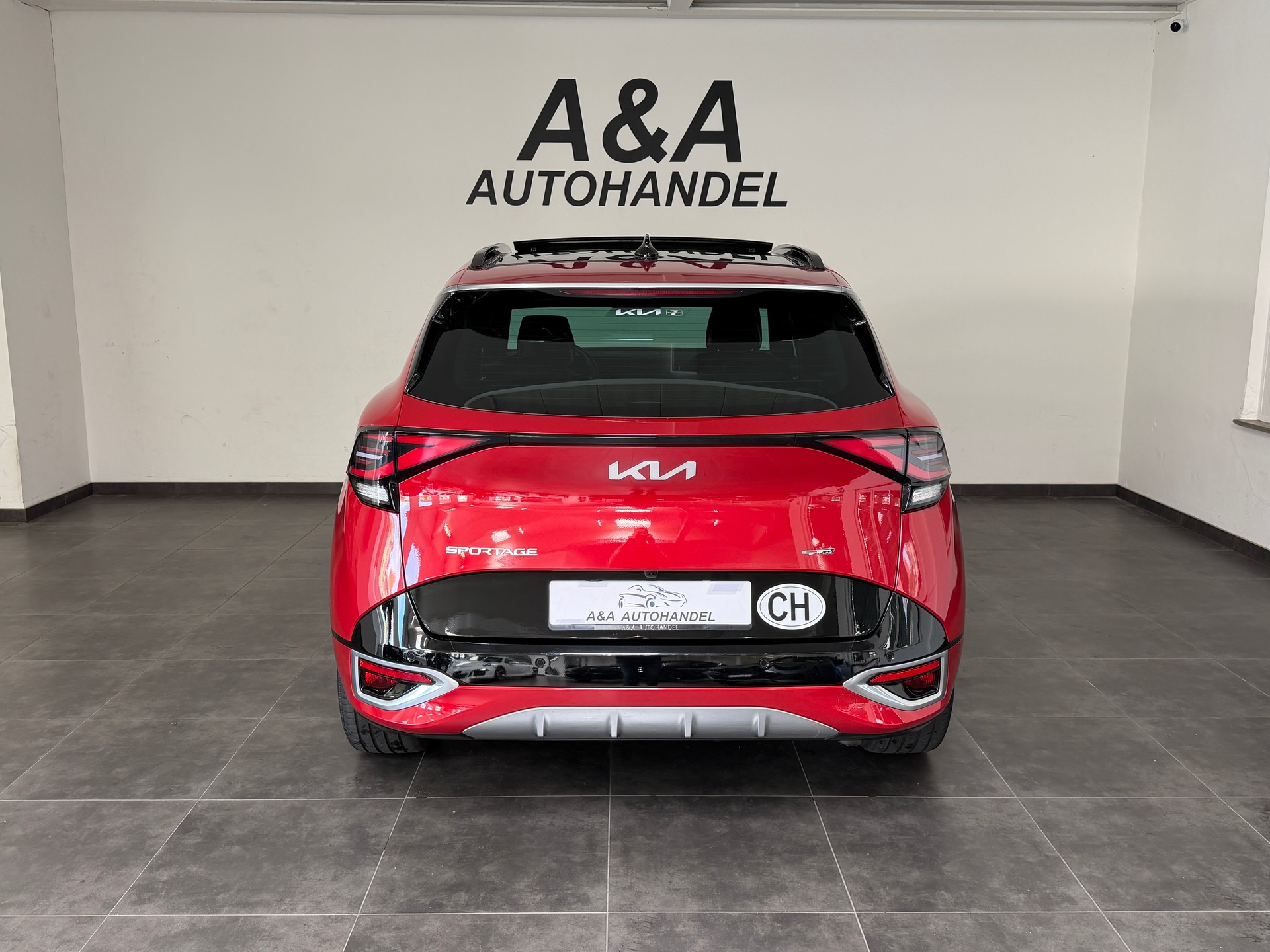 KIA Sportage 1.6T-GDi PHEV GT-Line 4x4 A-image-4