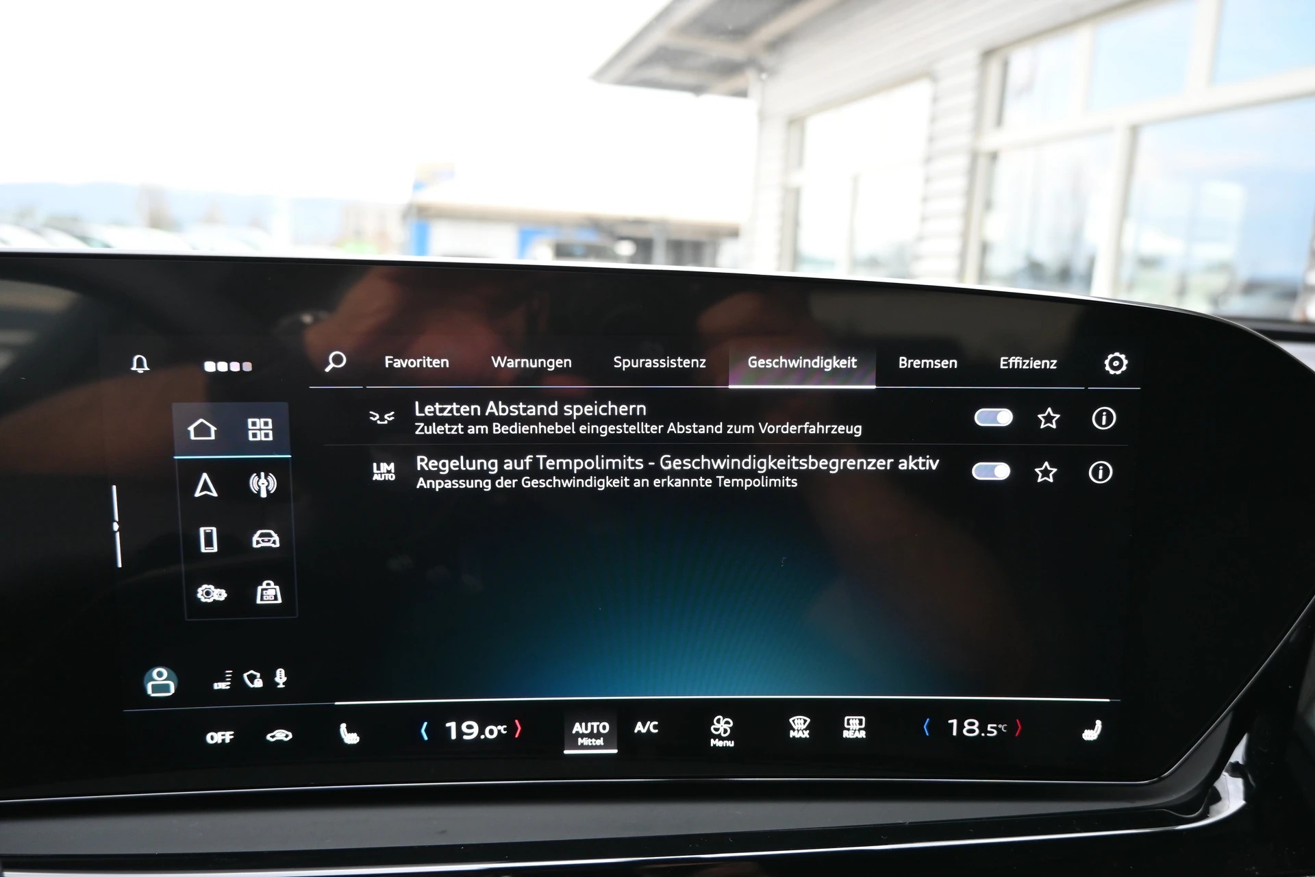AUDI A5 Limousine 40 TFSI S-Line S tronic 204PS + Werksgarantie 03.2027-image-21