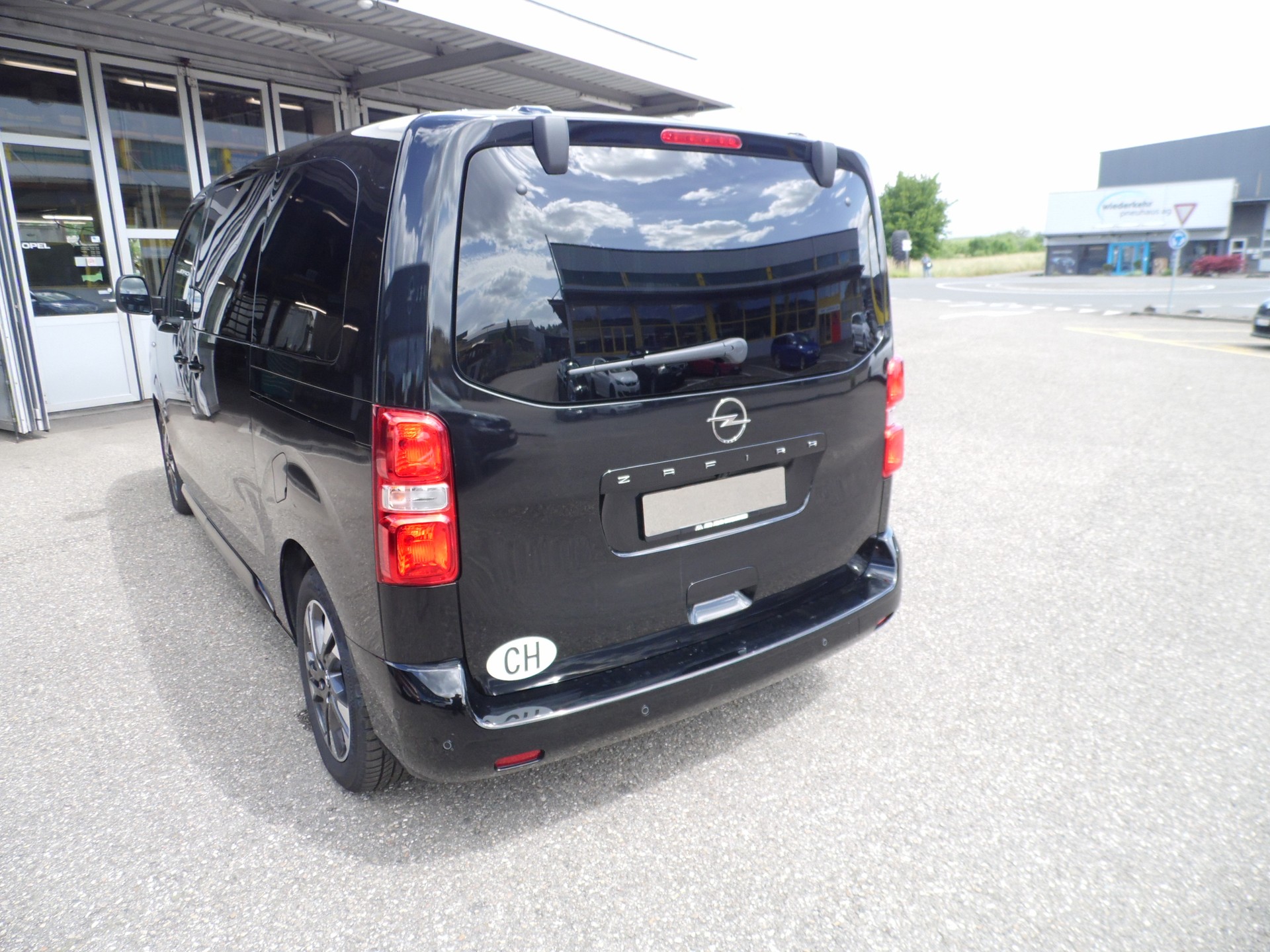 OPEL Zafira 2.0 CDTI L Automatik-image-2