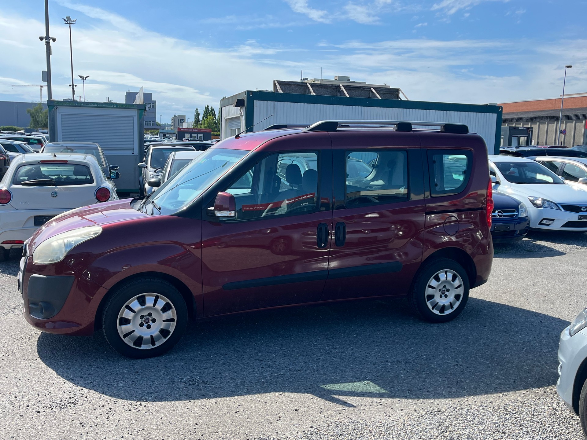 FIAT Doblò 1.4 MyLife 7 Platz-image-1