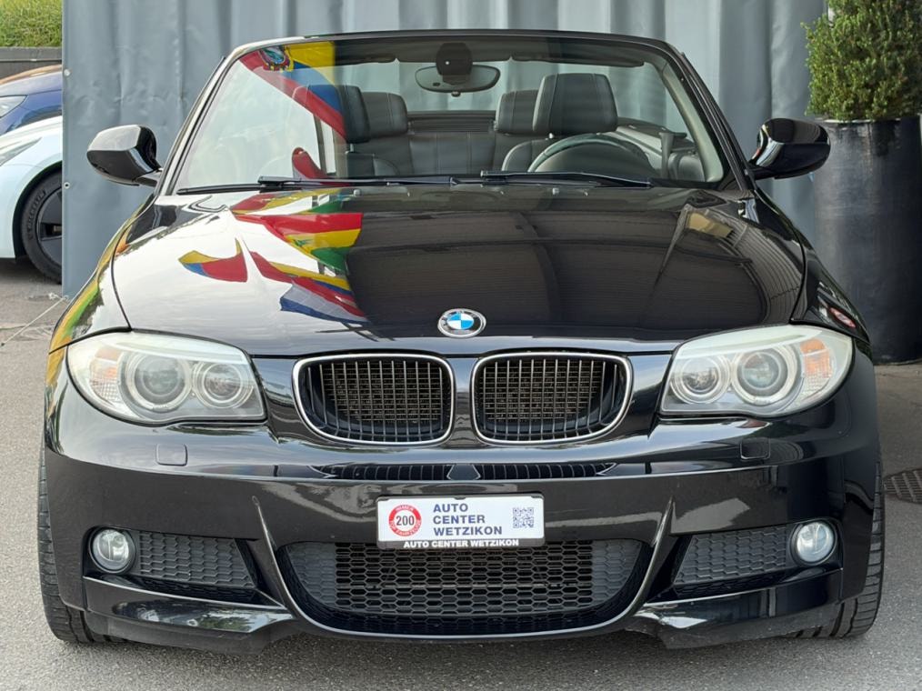 BMW 120i Cabrio M Sport-image-0
