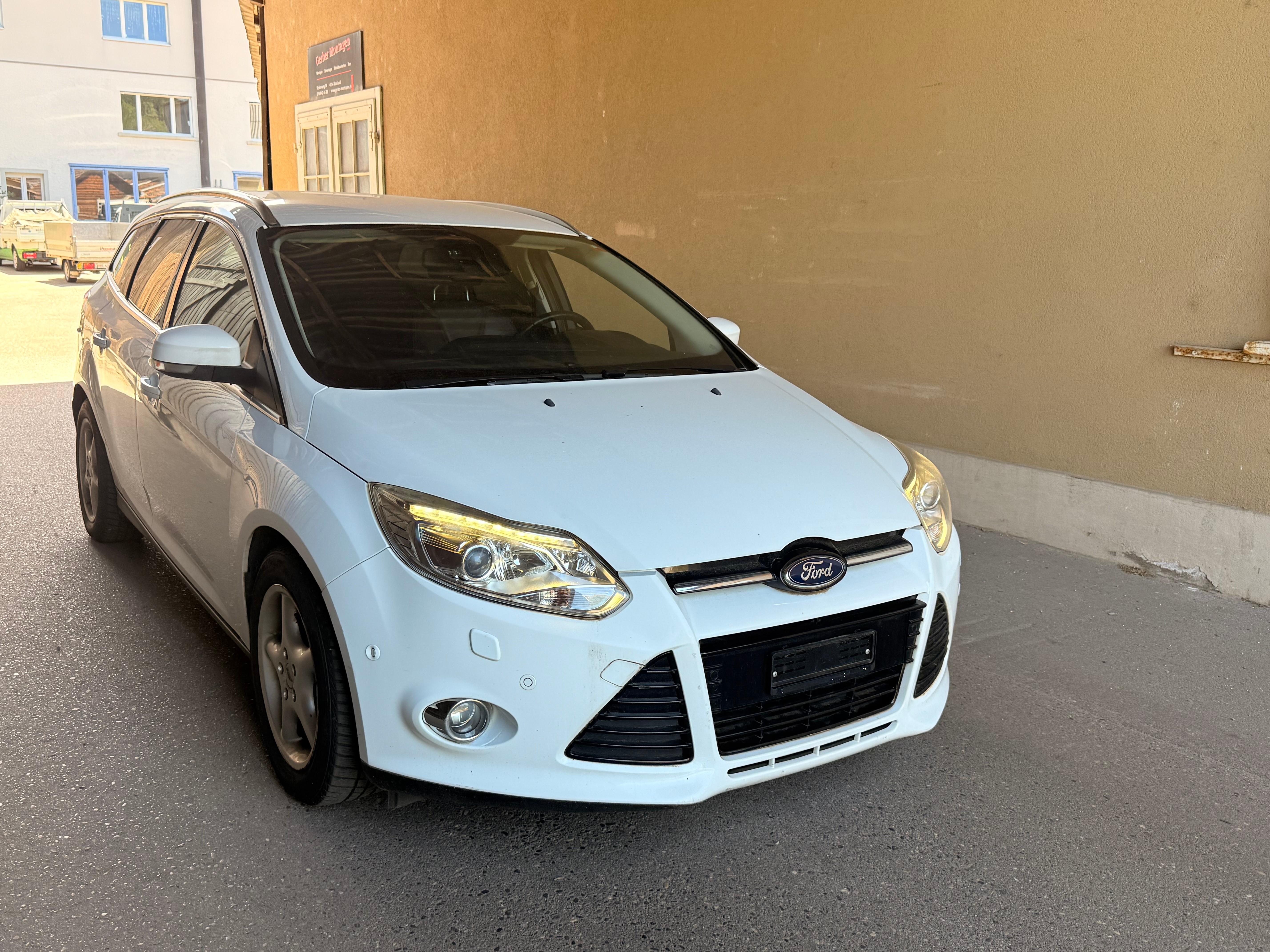Car photo