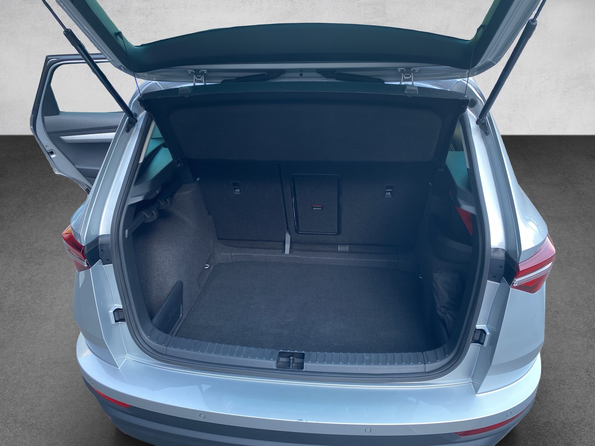 SKODA Karoq 2.0 TDI CR Ambition 4x4 DSG-image-17