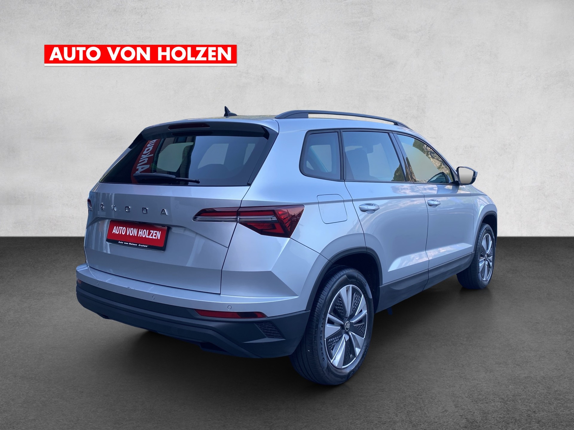 SKODA Karoq 2.0 TDI CR Ambition 4x4 DSG-image-4