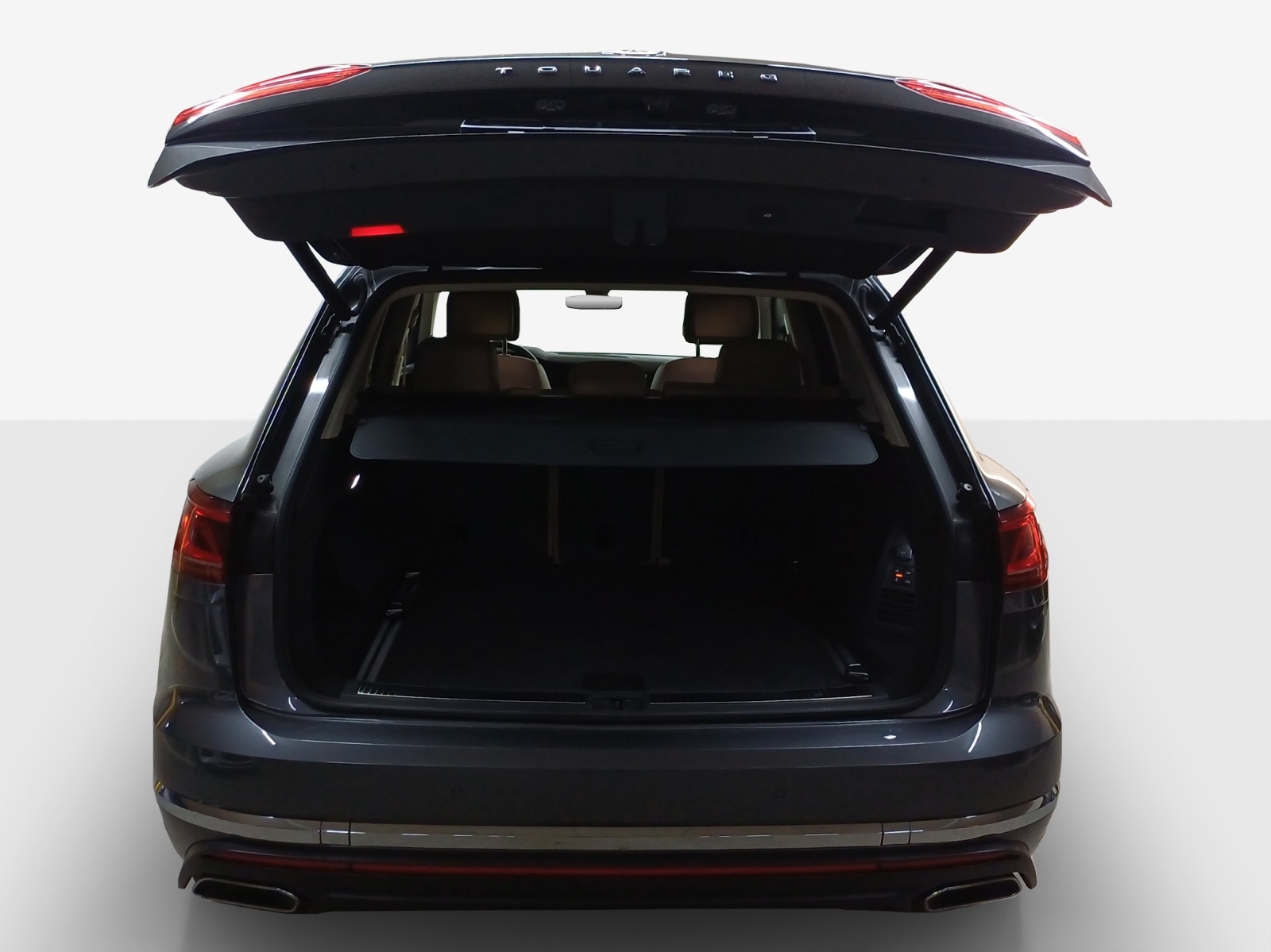 VW Touareg 3.0 TSI Atmosphere Tiptronic-image-12