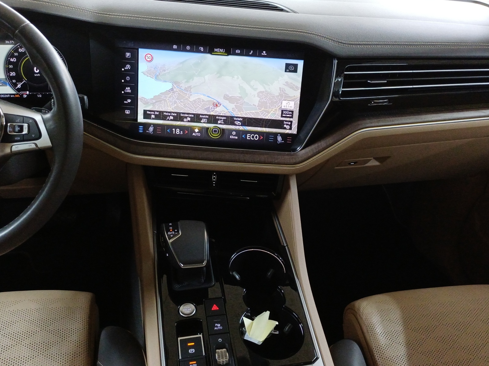 VW Touareg 3.0 TSI Atmosphere Tiptronic-image-10