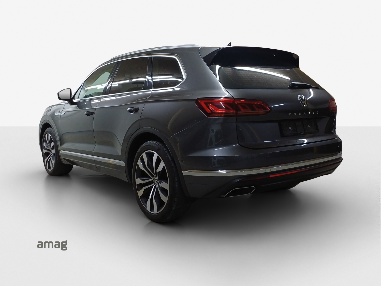VW Touareg 3.0 TSI Atmosphere Tiptronic-image-2