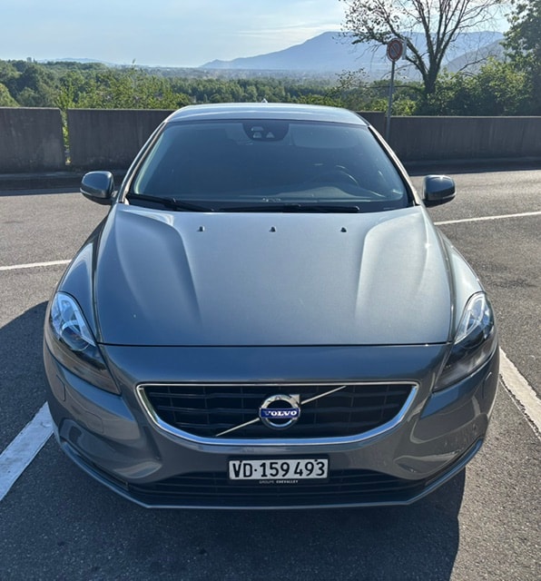 VOLVO 2.0 T3 Momentum S/S-image-0