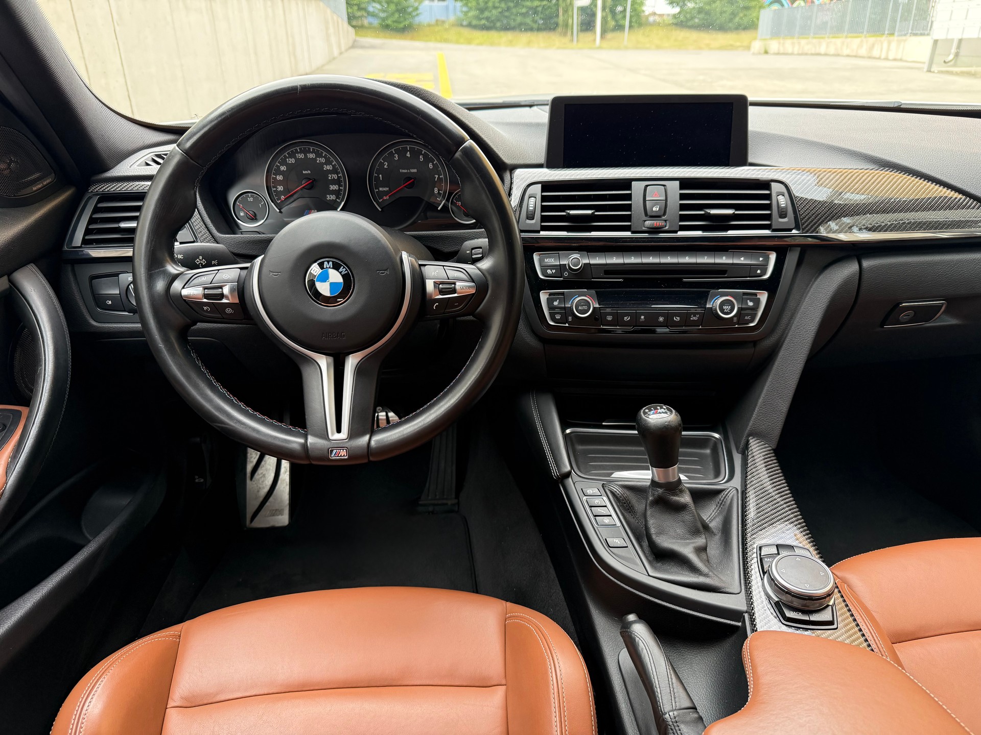 BMW M3-image-15