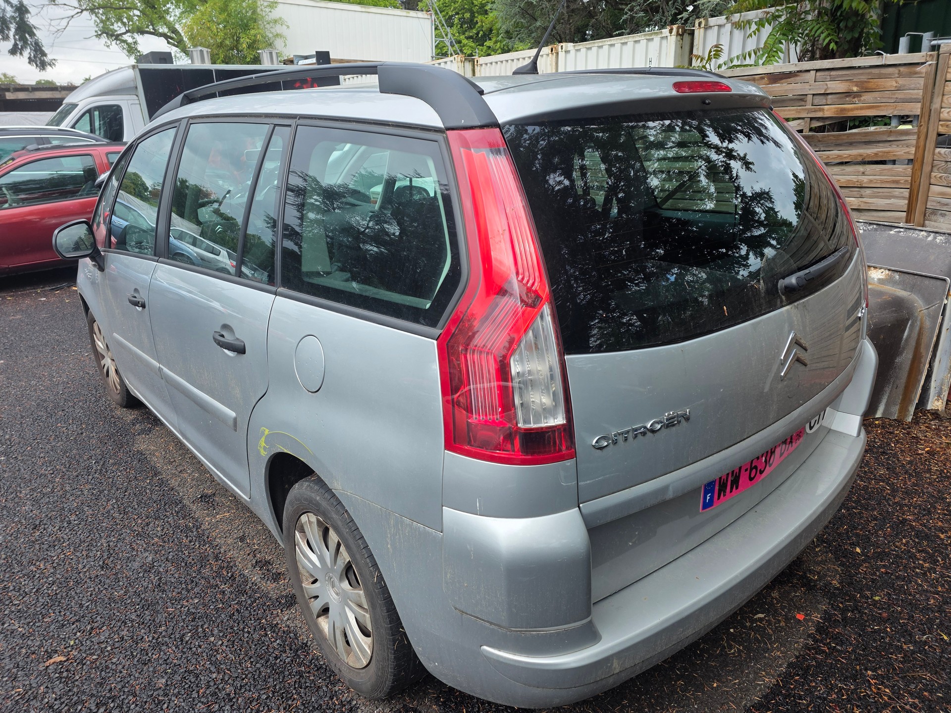 CITROEN Grand C4 Picasso 1.6 HDI 16V Dynamique BMP6-image-4