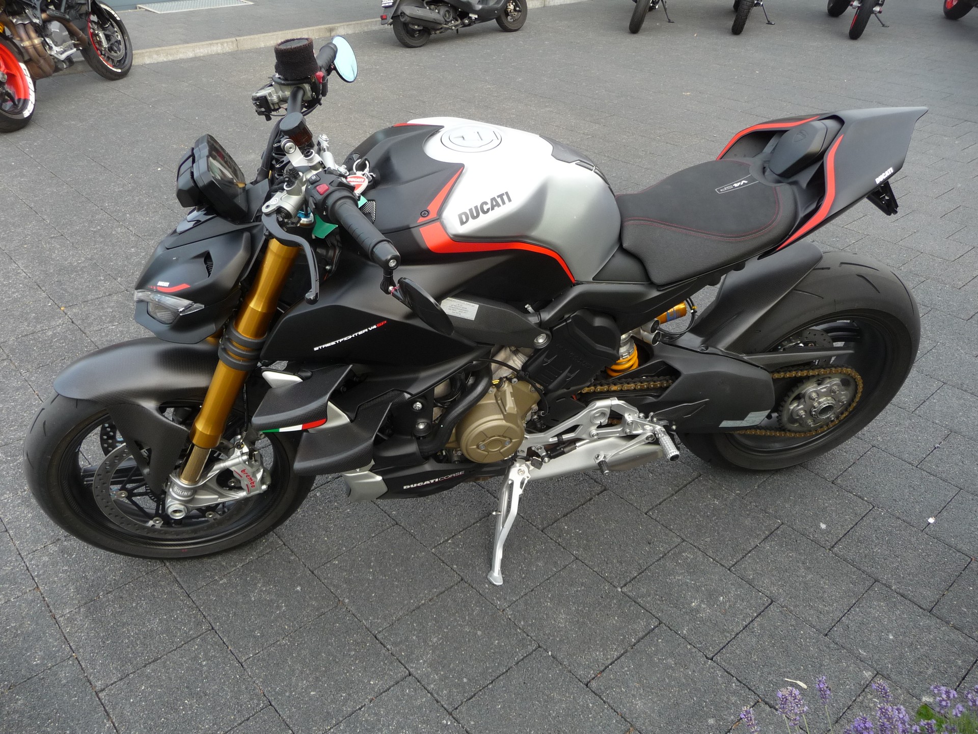 DUCATI Streetfighter V4 SP-showroom-element-3