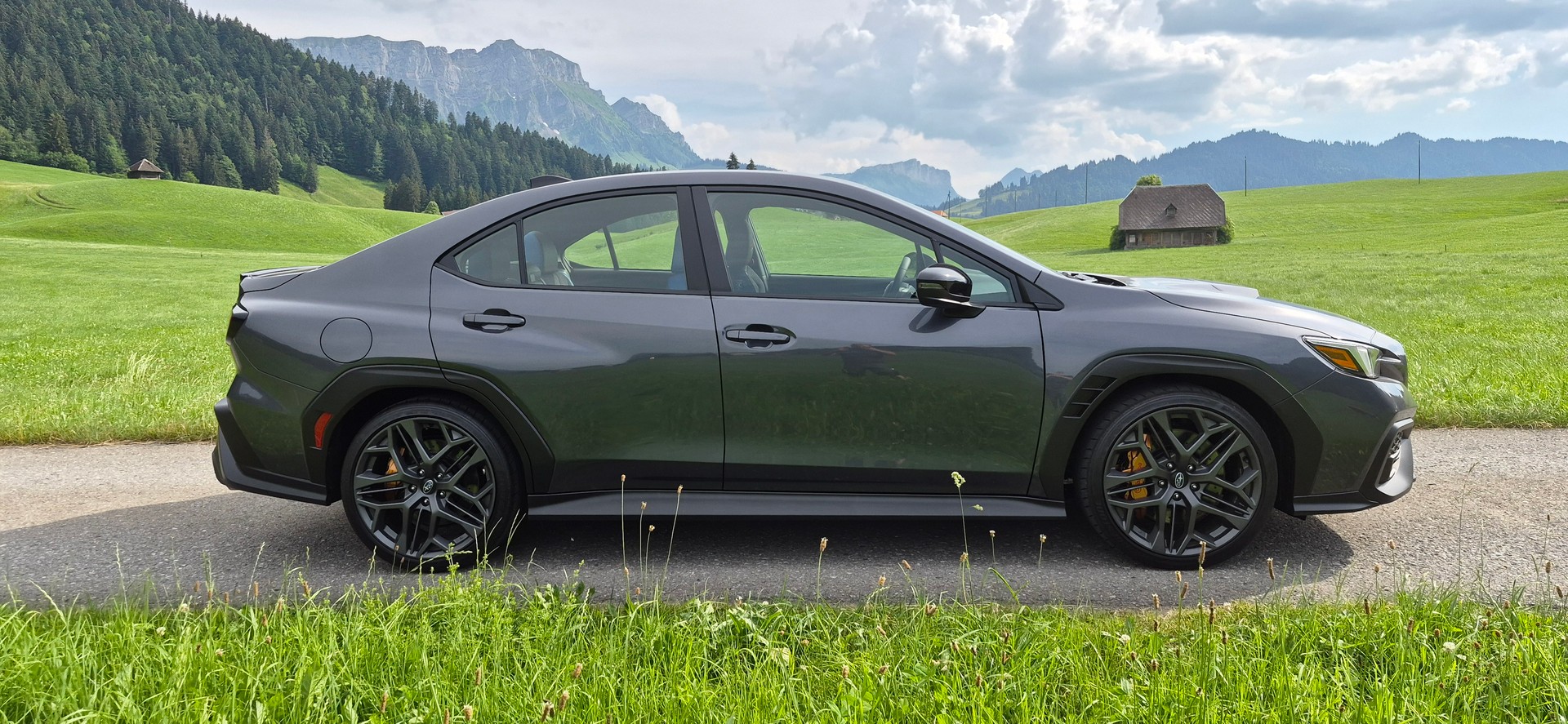 SUBARU WRX tS-image-3