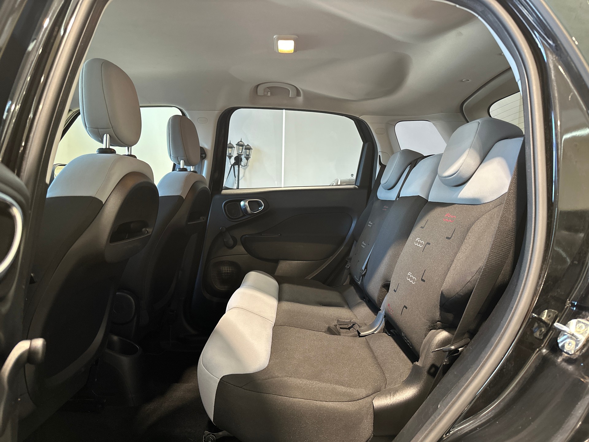 FIAT 500L 1.6 JTD Pop Star-image-12