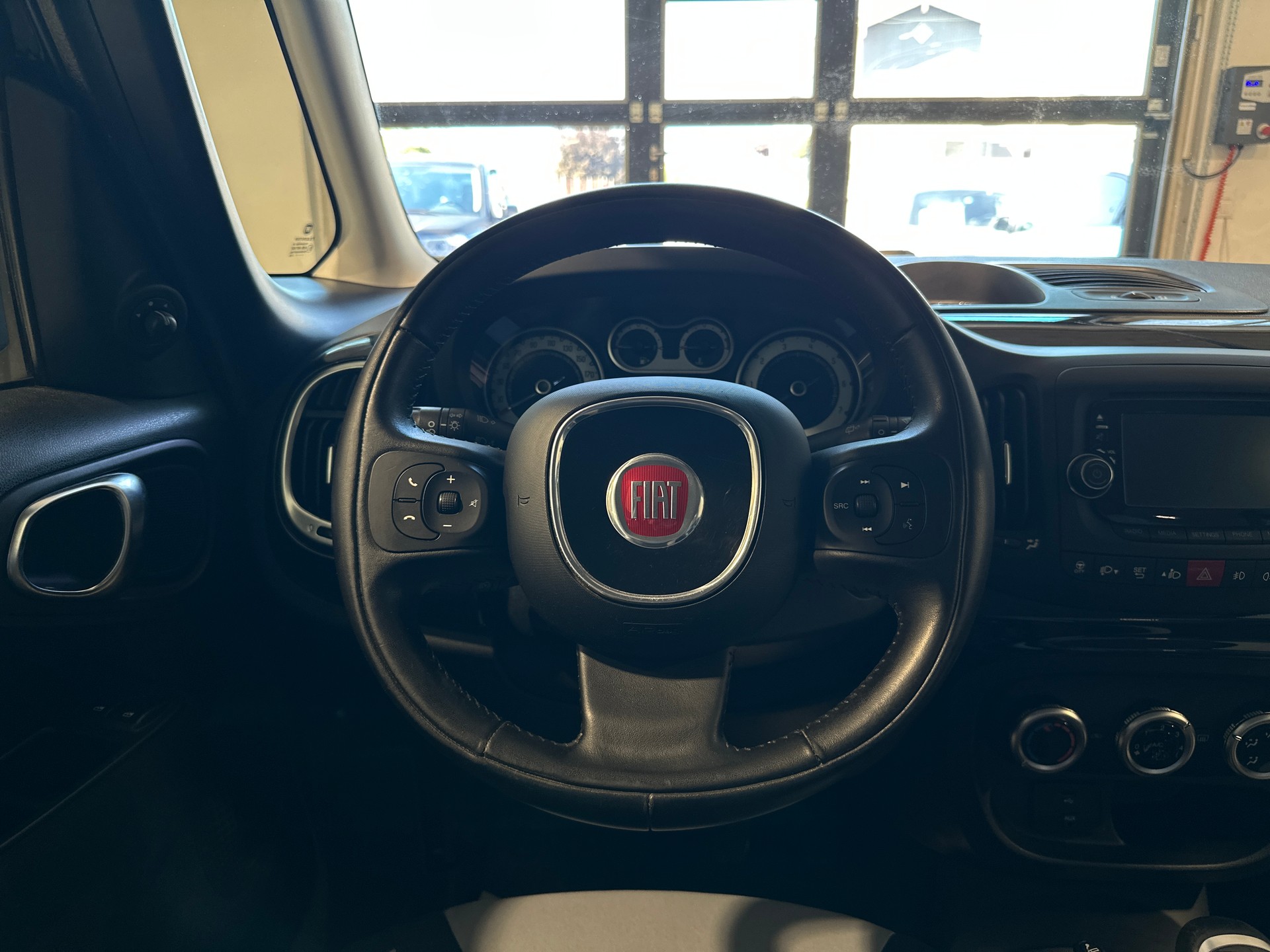 FIAT 500L 1.6 JTD Pop Star-image-20