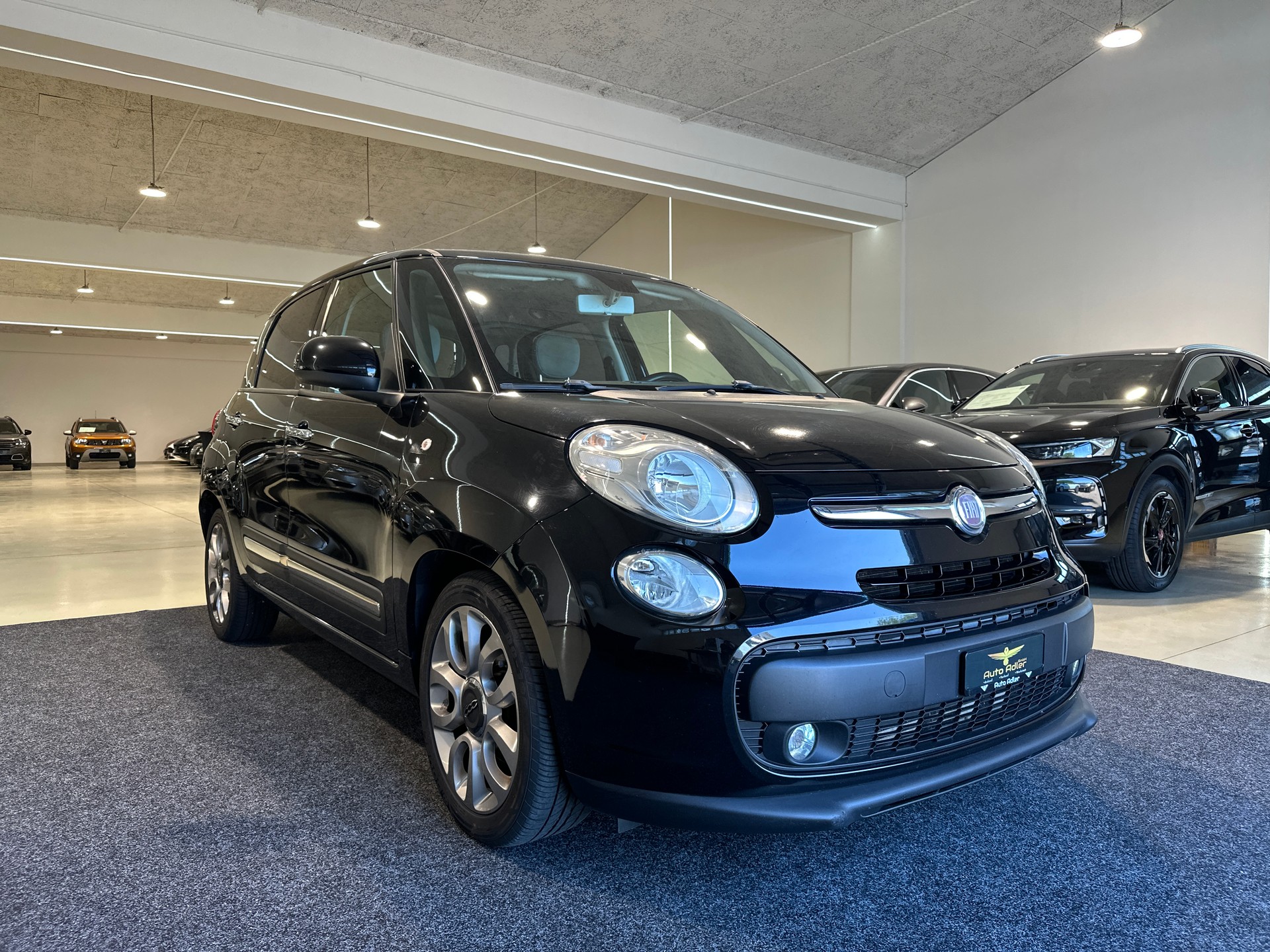 FIAT 500L 1.6 JTD Pop Star-image-10