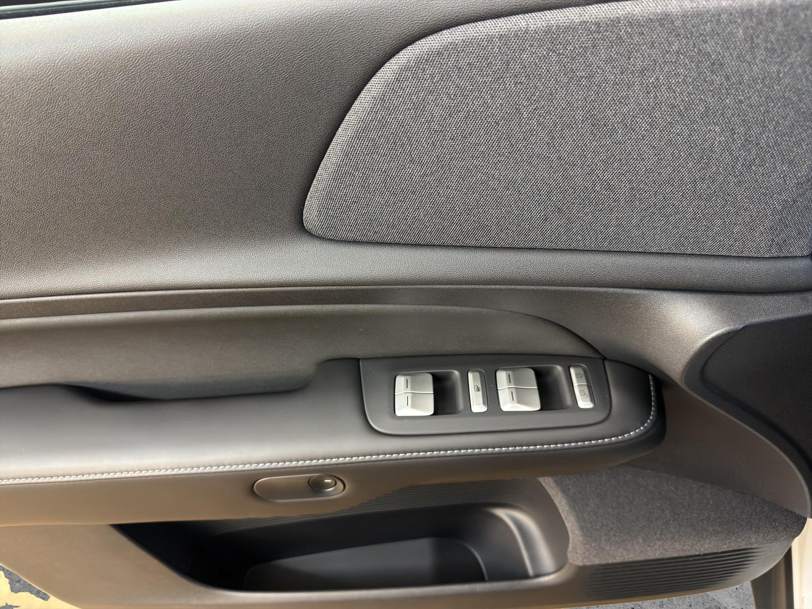 XPENG G6 Performance AWD-image-9