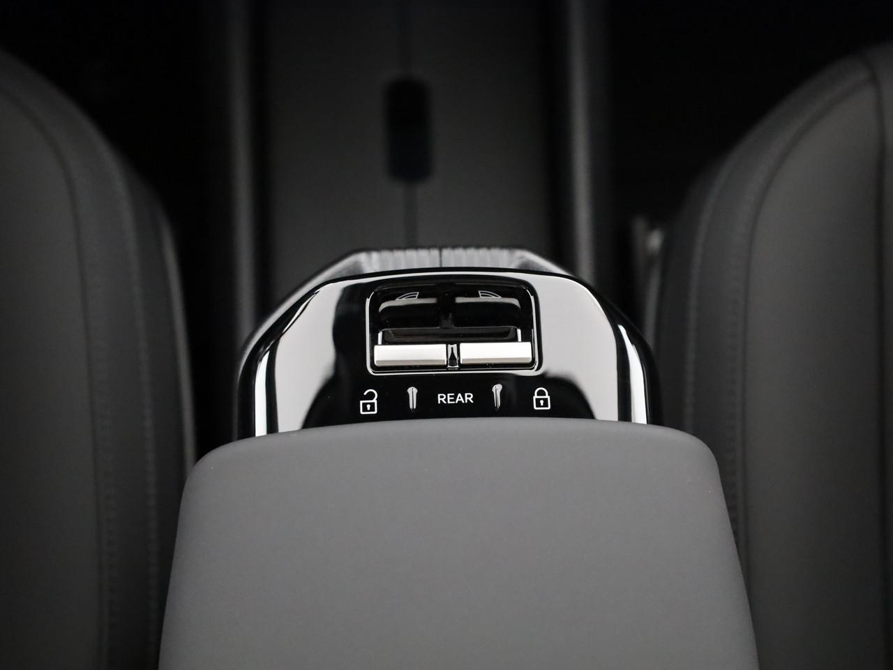 VOLVO EX30 CC P8 Ultra AWD-image-20