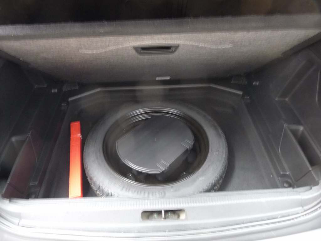 PEUGEOT 3008 1.2 PureTech Active-image-13