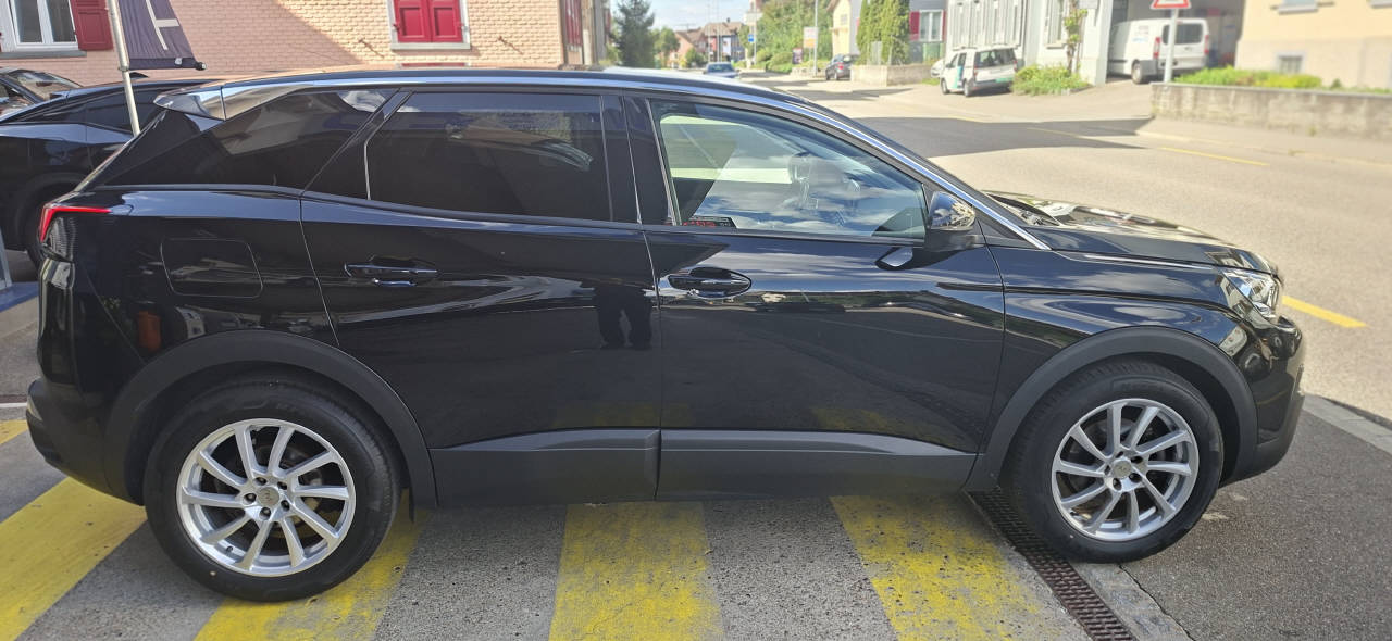 PEUGEOT 3008 1.2 PureTech Active-showroom-element-3