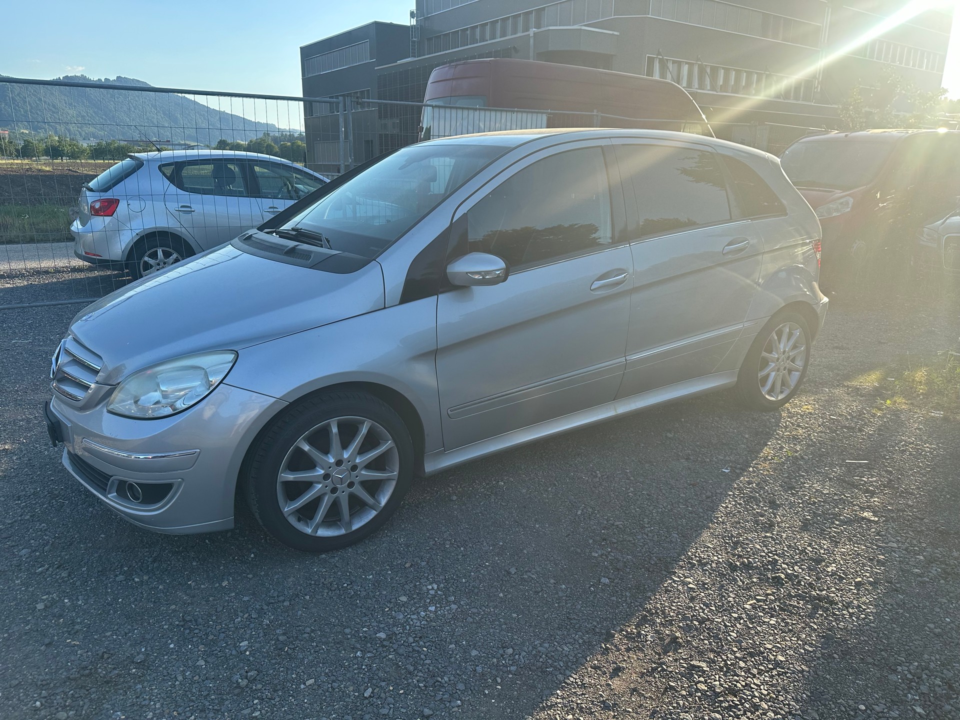 MERCEDES-BENZ B 170-image-1