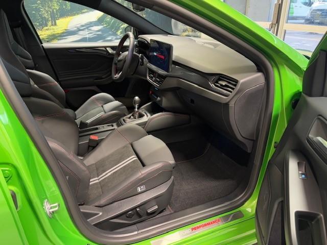 FORD Focus 2.3 EcoB ST X-image-4