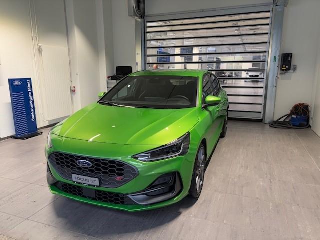 FORD Focus 2.3 EcoB ST X-showroom-element-2